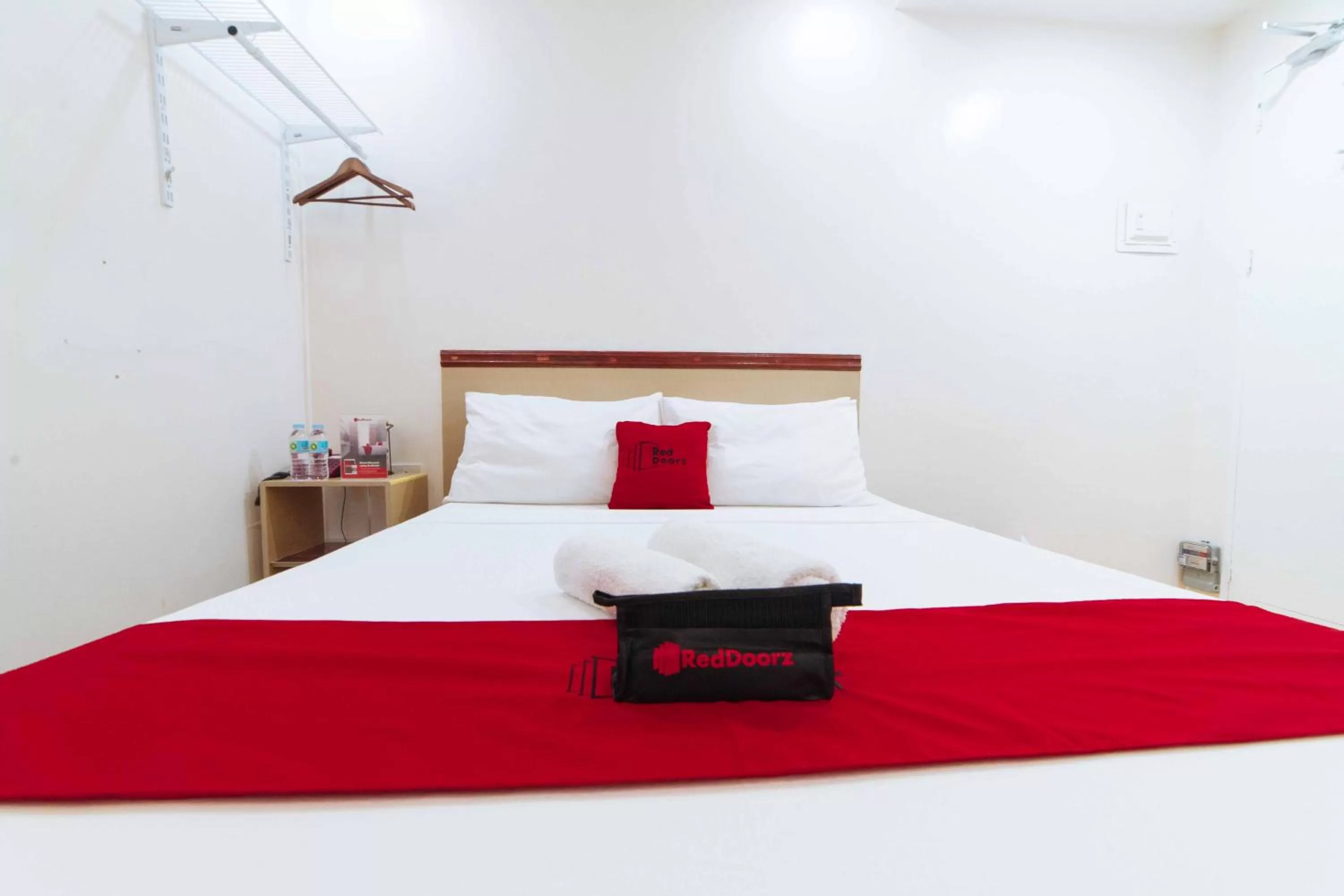 Bedroom, Bed in RedDoorz Plus near SM Lanang Davao