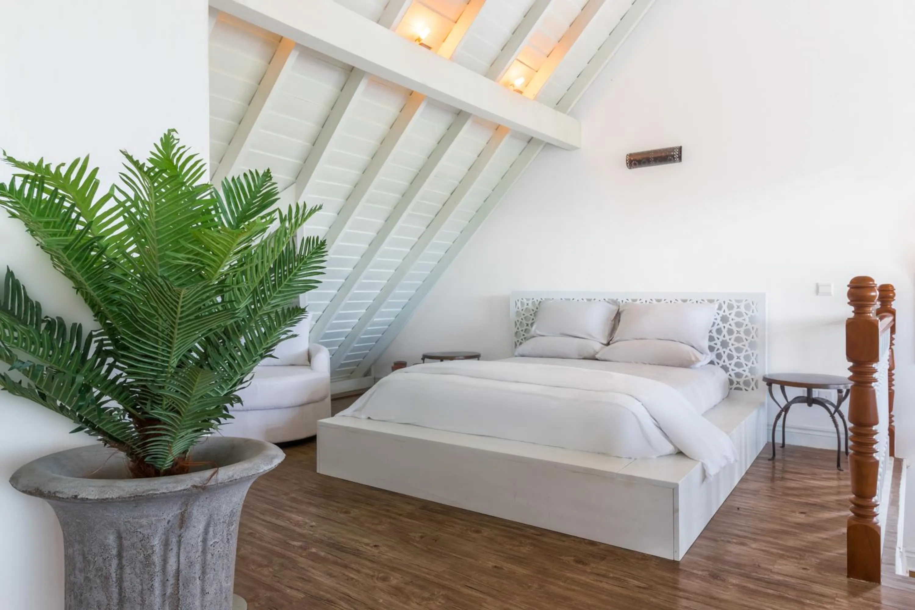 Bedroom, Bed in Kent Cottage