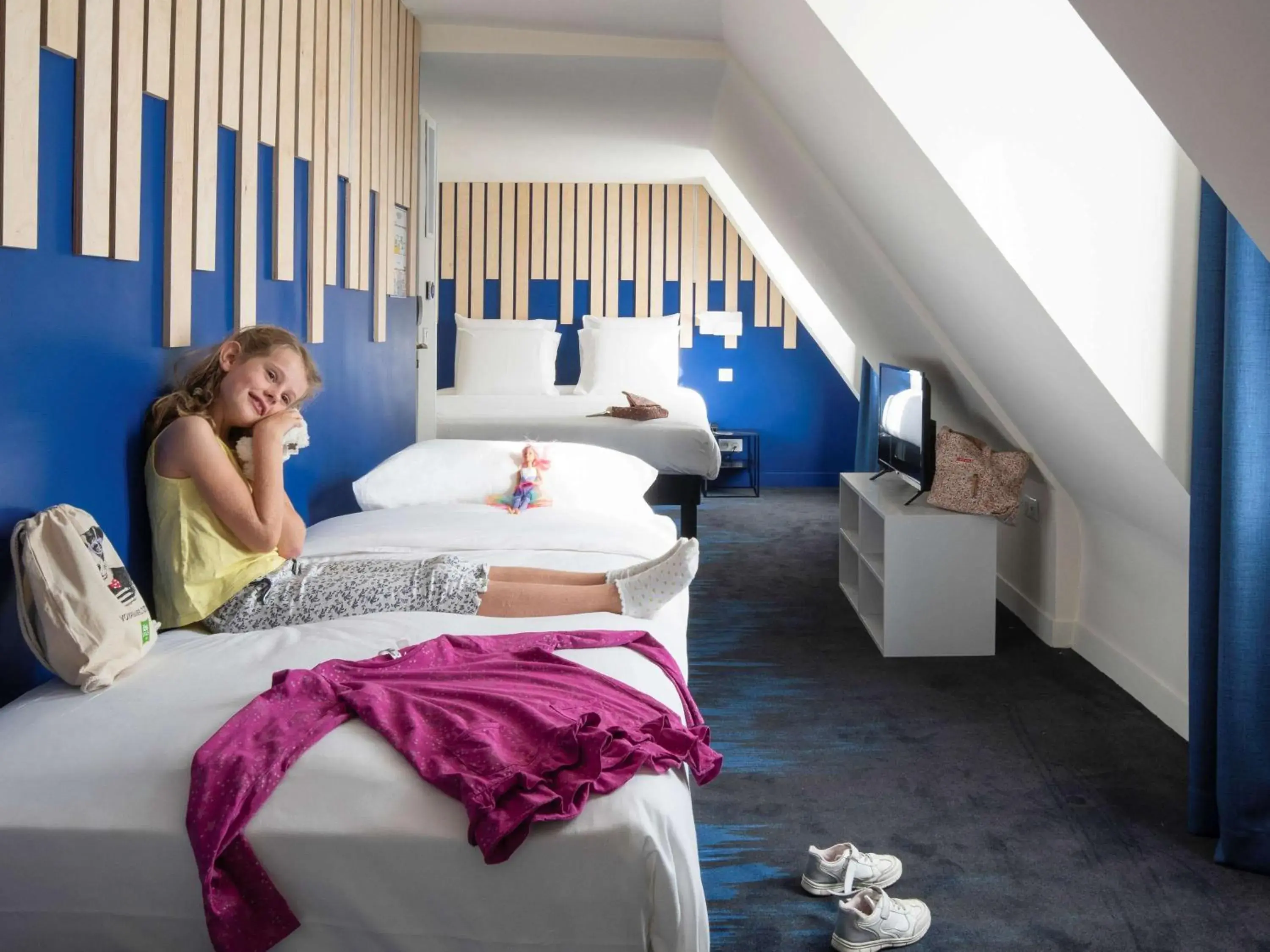 Other, Bed in ibis Styles Paris Opera Lafayette
