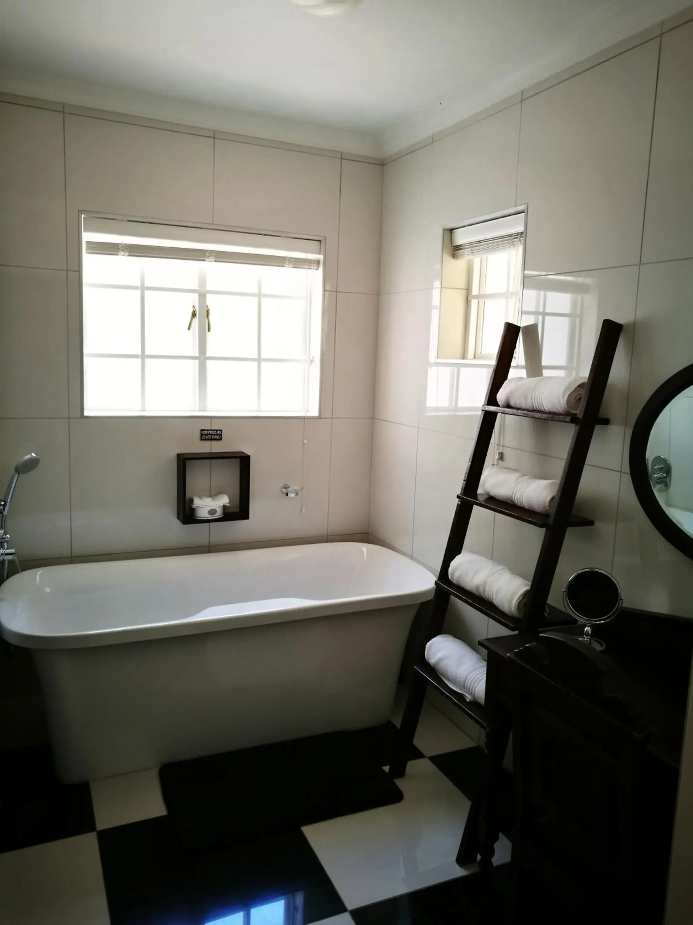 Bathroom in Forest Hall Guest House