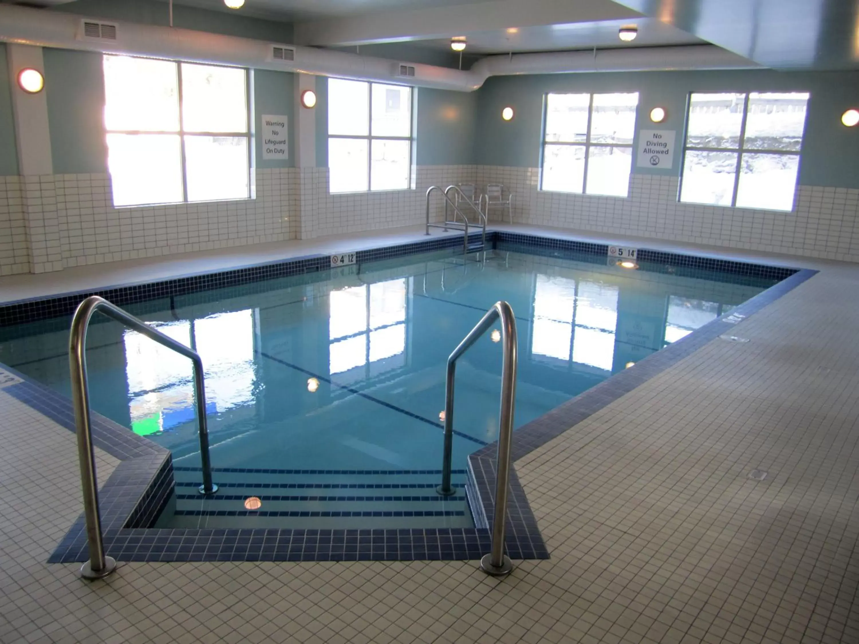 Swimming Pool in Holiday Inn Express Golden-Kicking Horse, an IHG Hotel