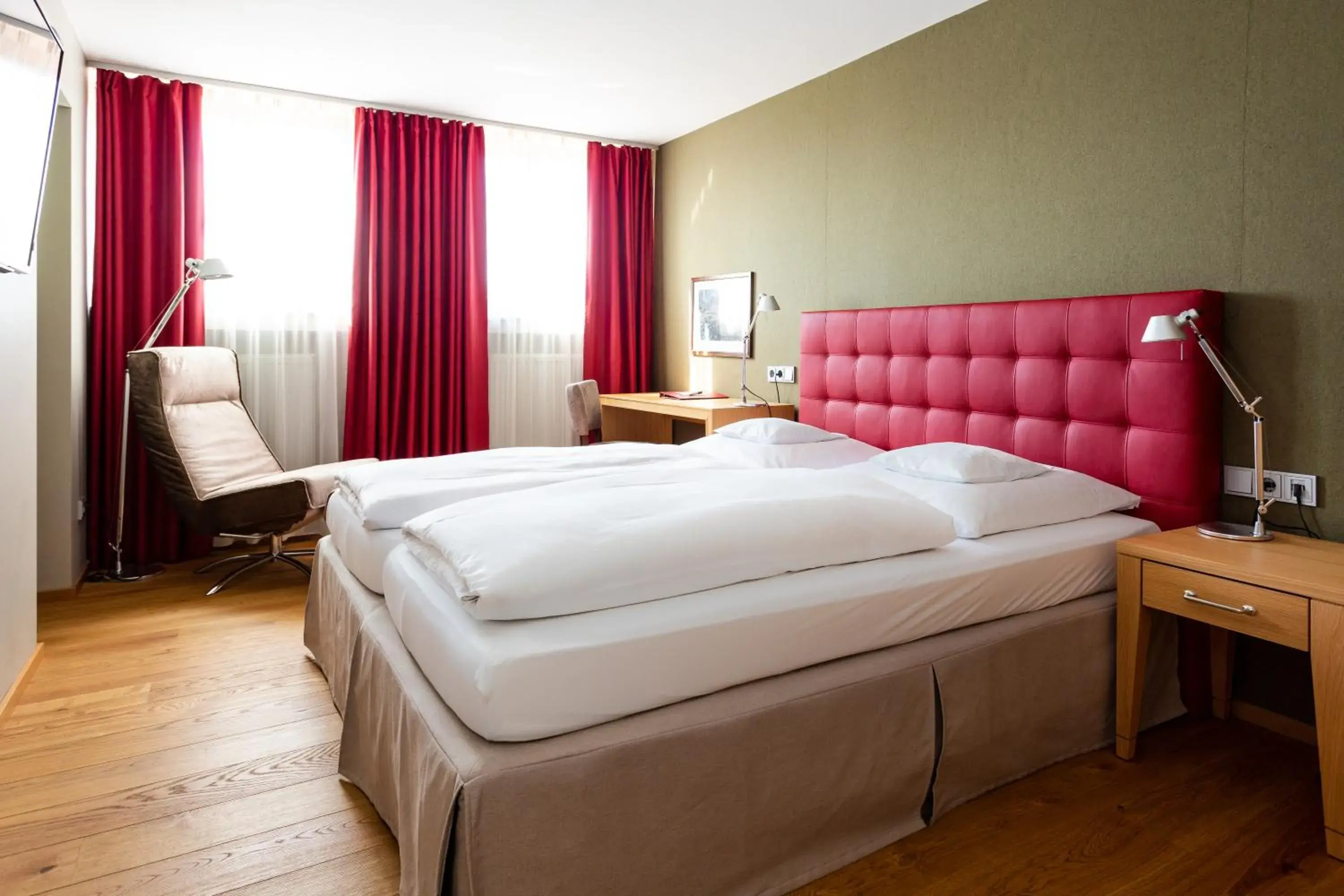 Bed in Landhotel Gottinger