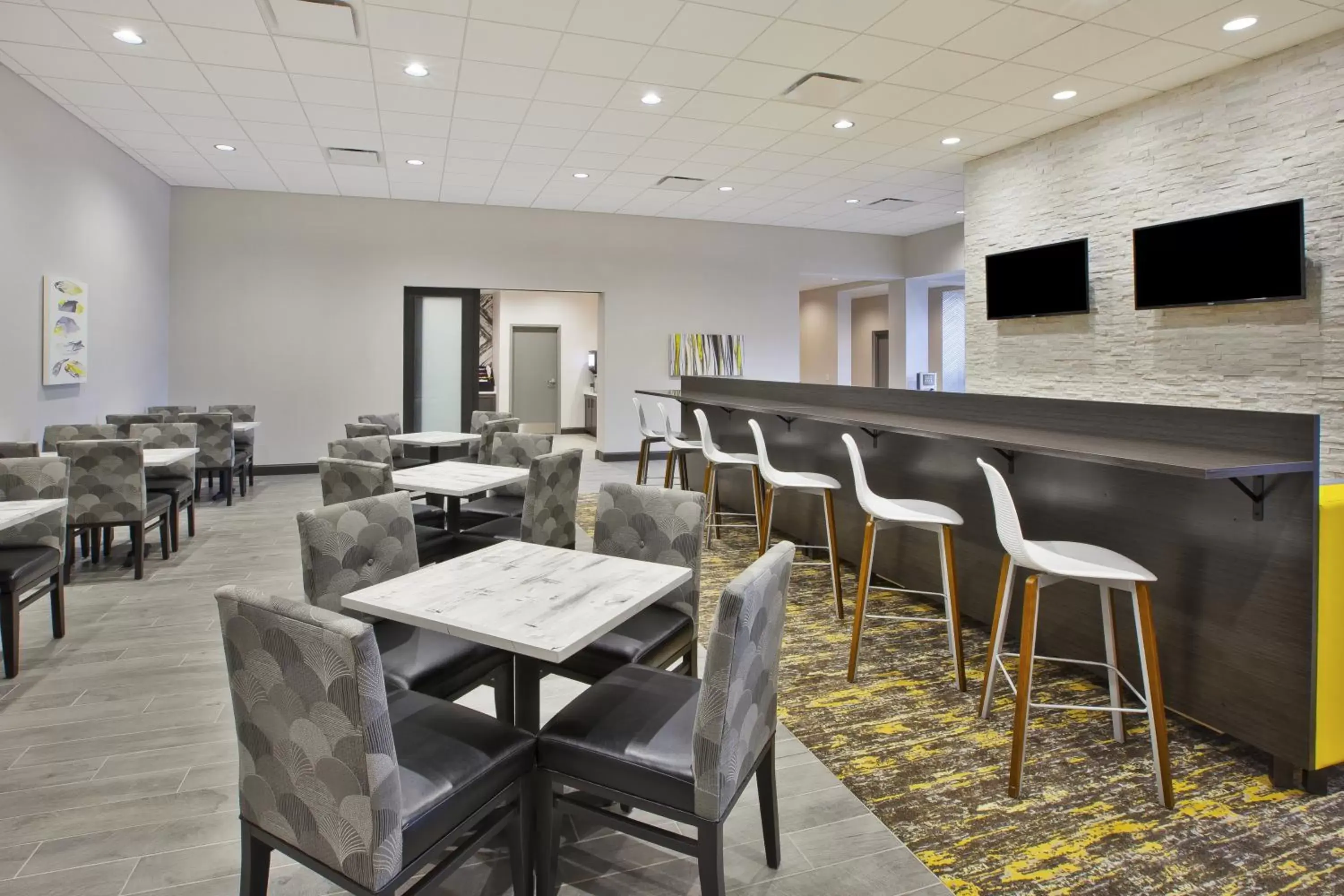 Food and drinks, Restaurant/Places to Eat in Best Western Plus Cranberry-Pittsburgh North