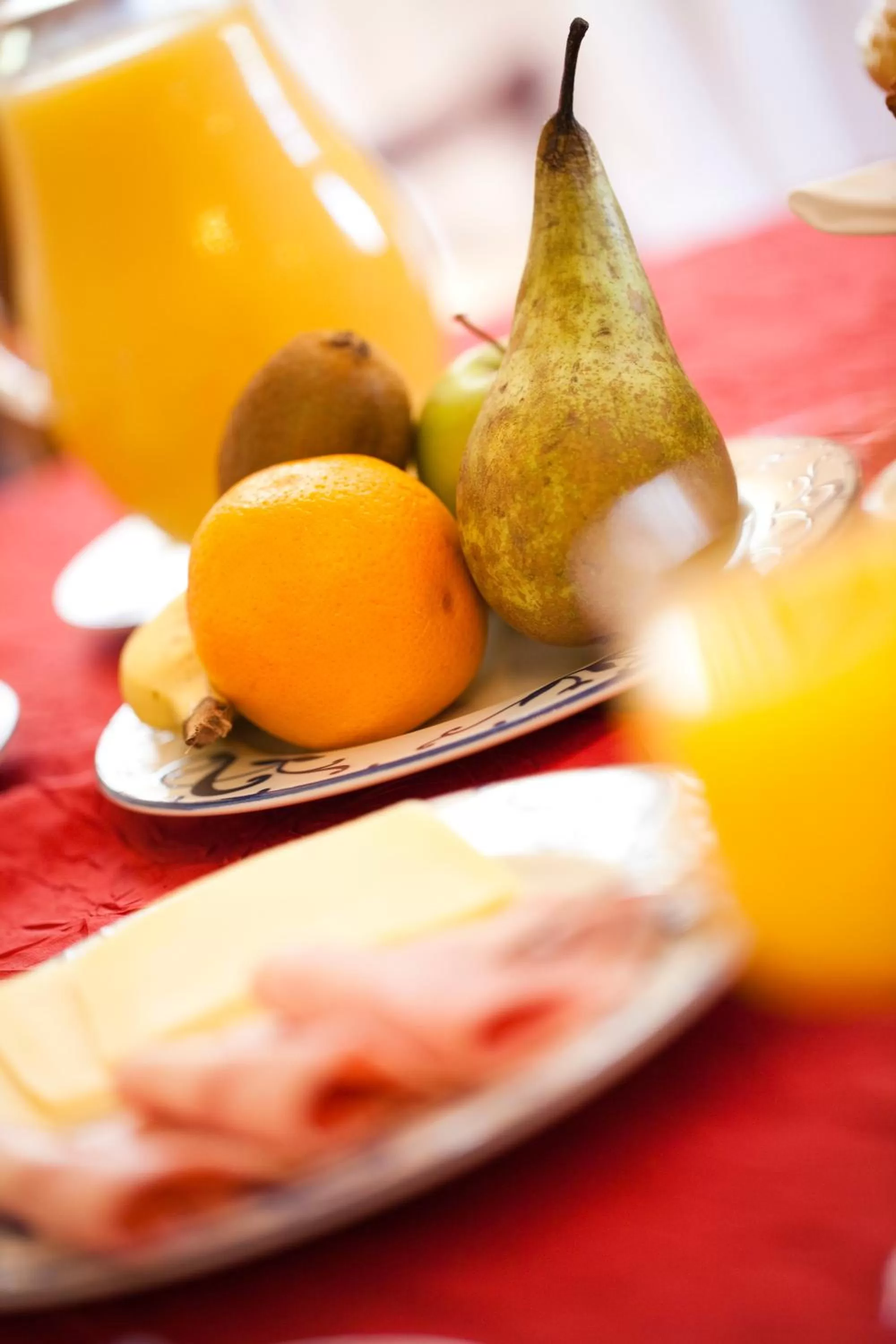 Continental breakfast in Château de la Verie