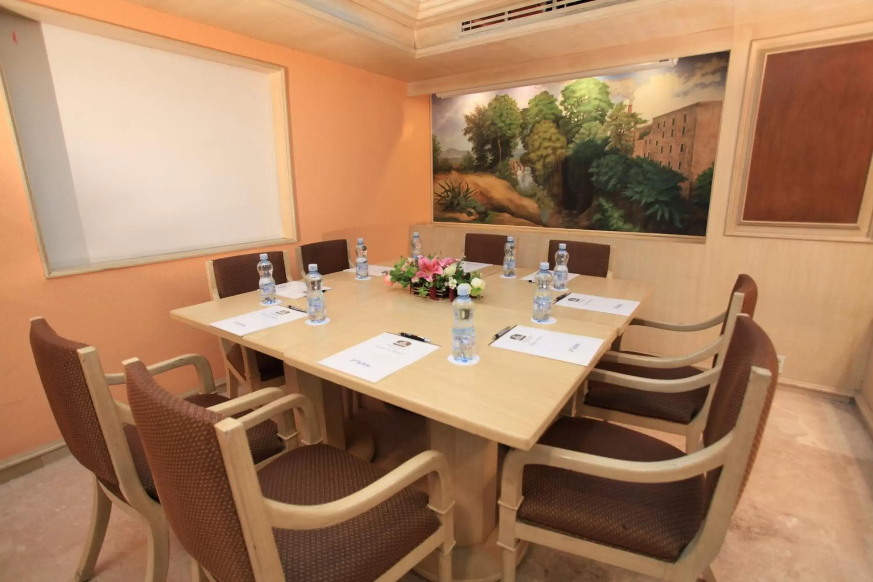 Business facilities in Hotel Royal Reforma