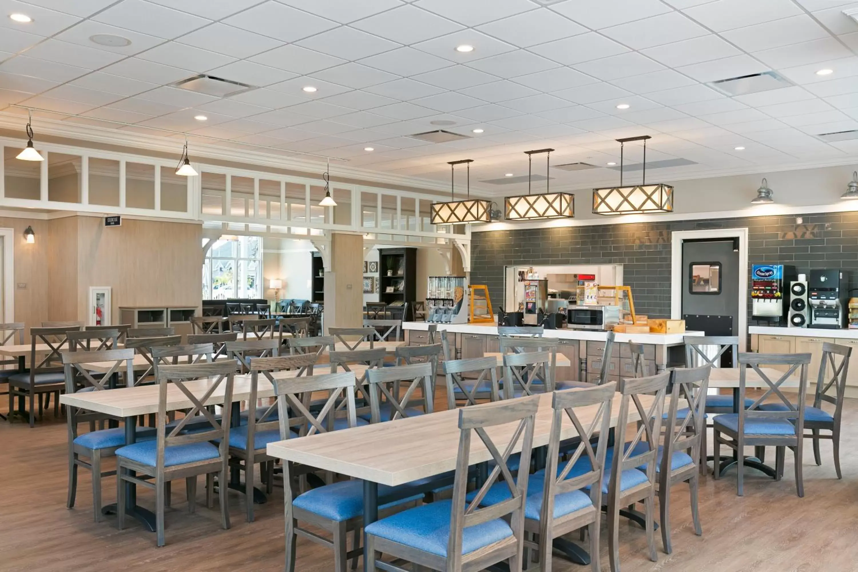 Restaurant/Places to Eat in Carlisle Inn Sarasota