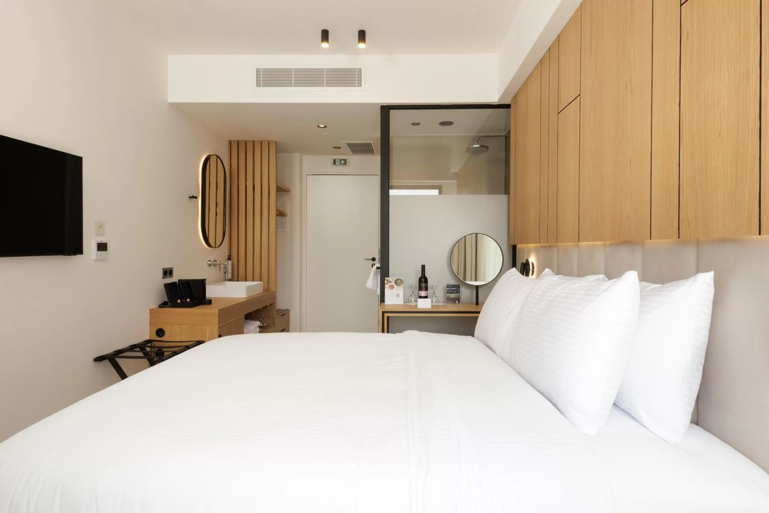 Bed in Hilton Garden Inn Athens Syggrou Avenue