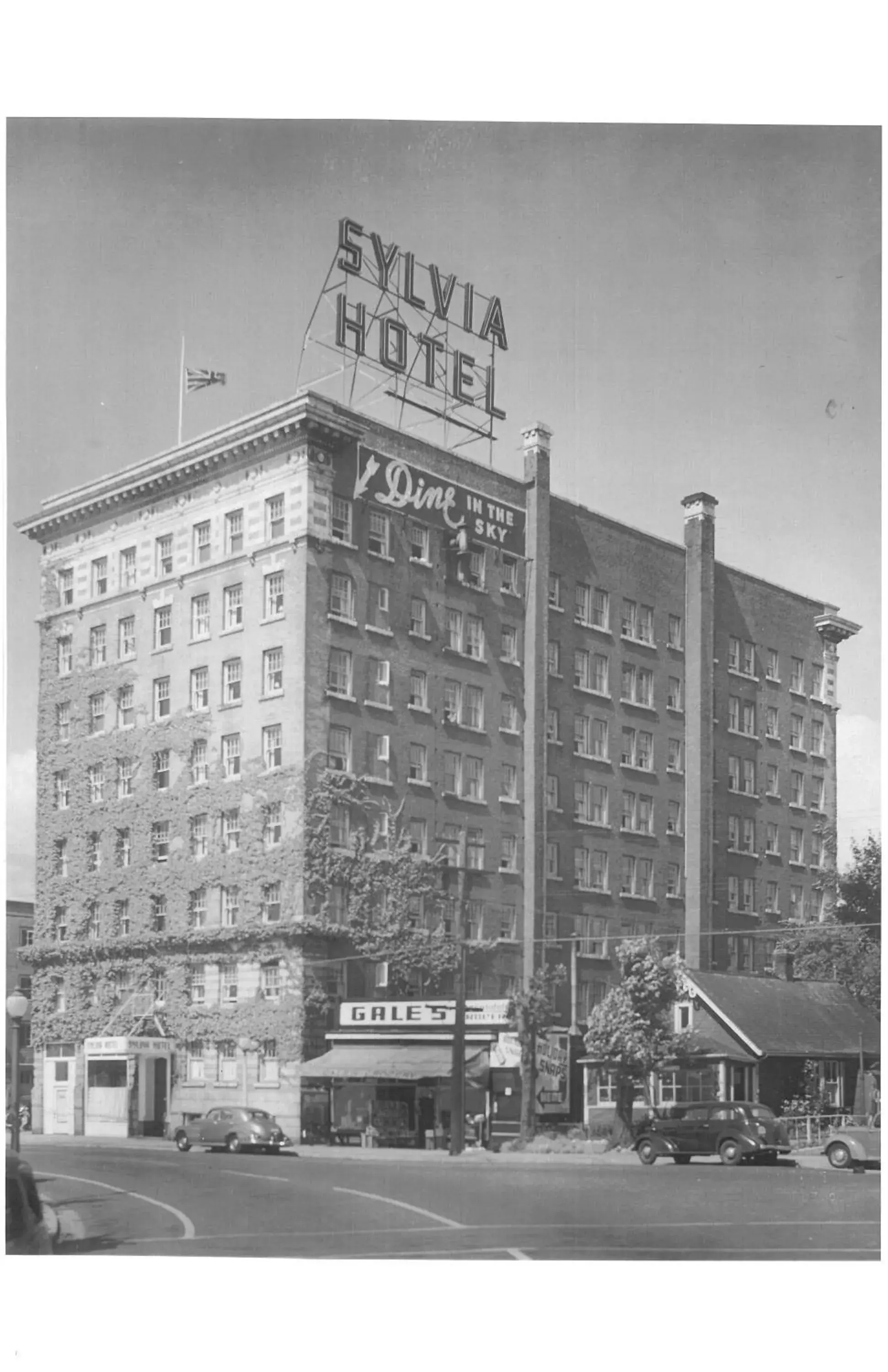 Facade/entrance, Property Building in The Sylvia Hotel