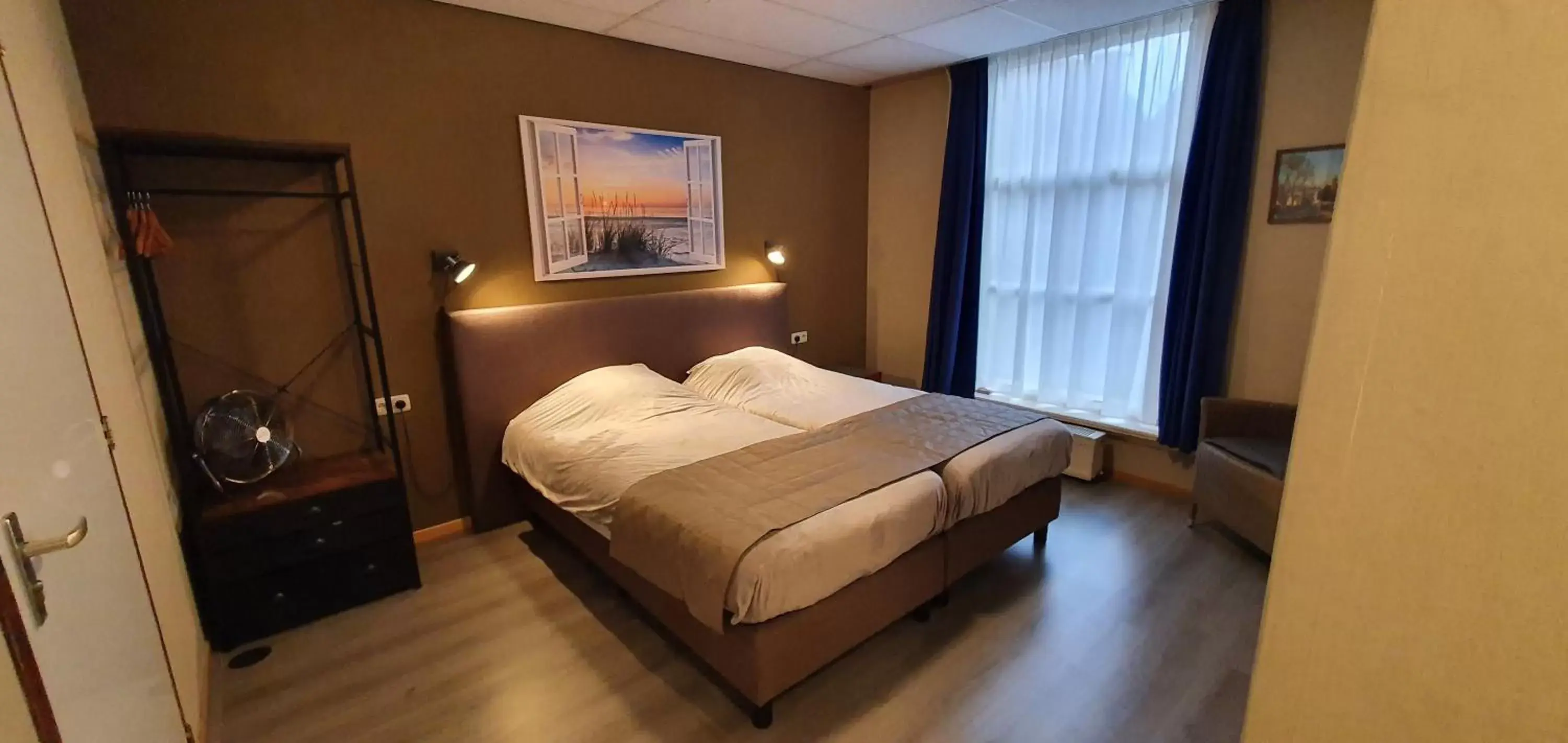 Bedroom, Bed in Hotel Restaurant 't Heerenlogement