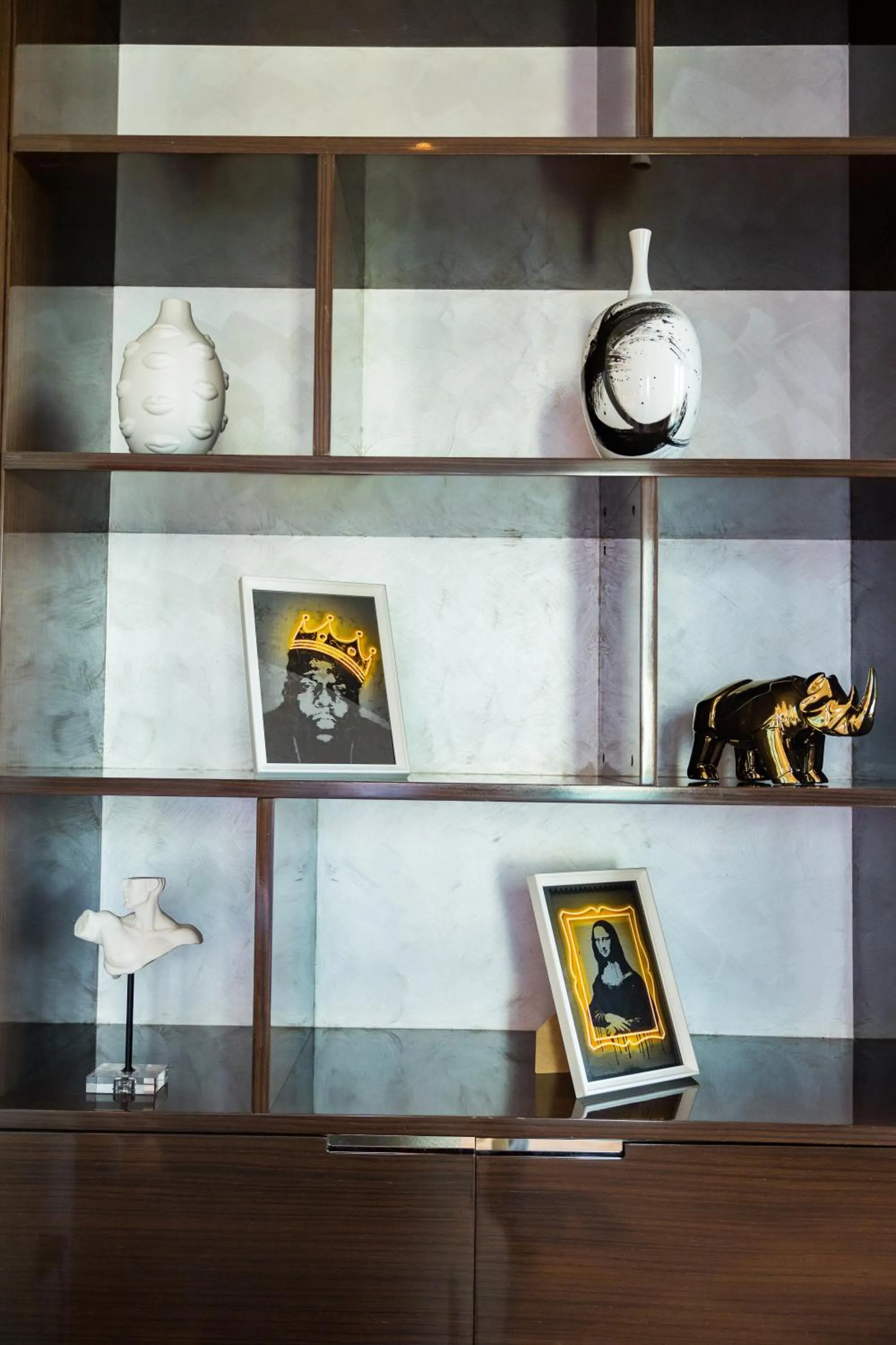 Decorative detail in Hyde Hotel Dubai