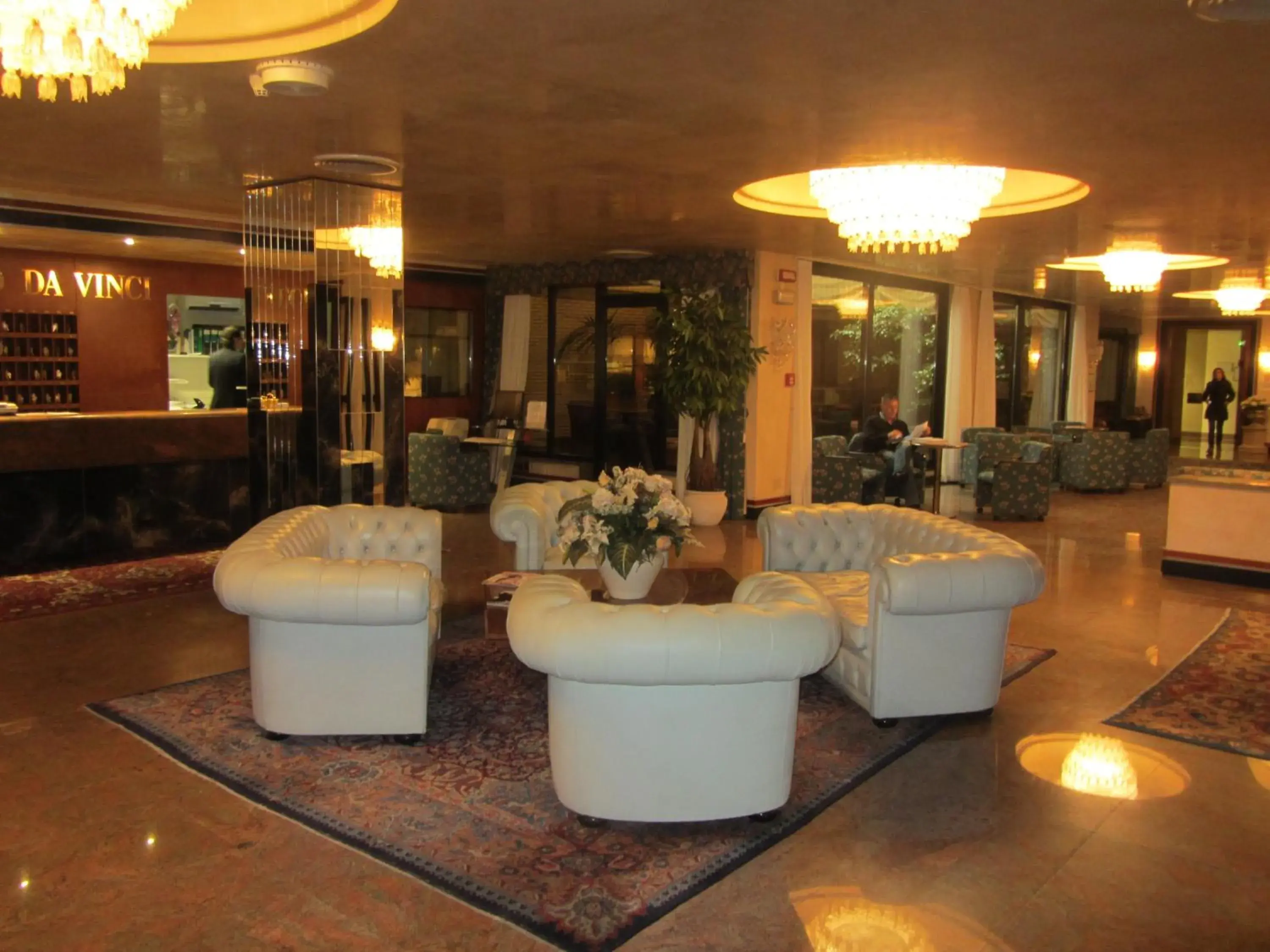 Lobby or reception, Lounge/Bar in Hotel Leonardo Da Vinci