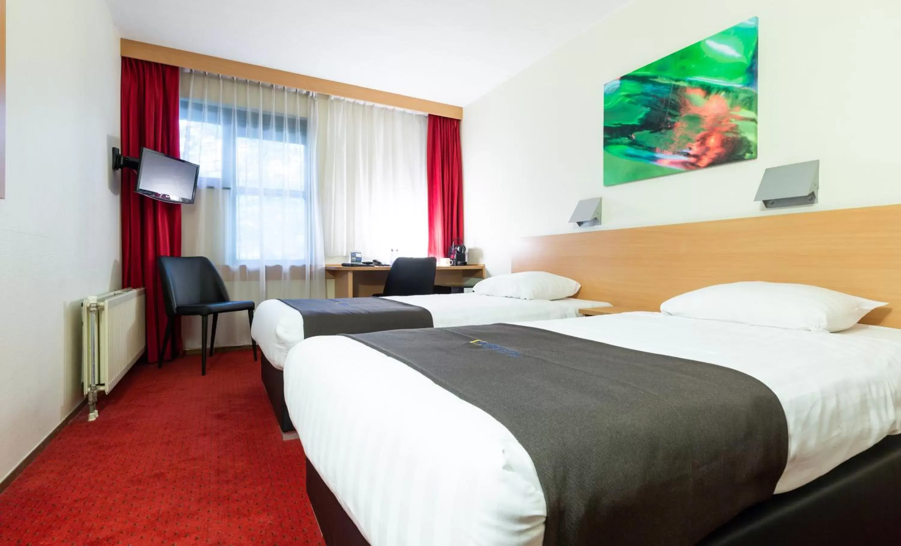 Bedroom, Bed in Bastion Hotel Heerlen