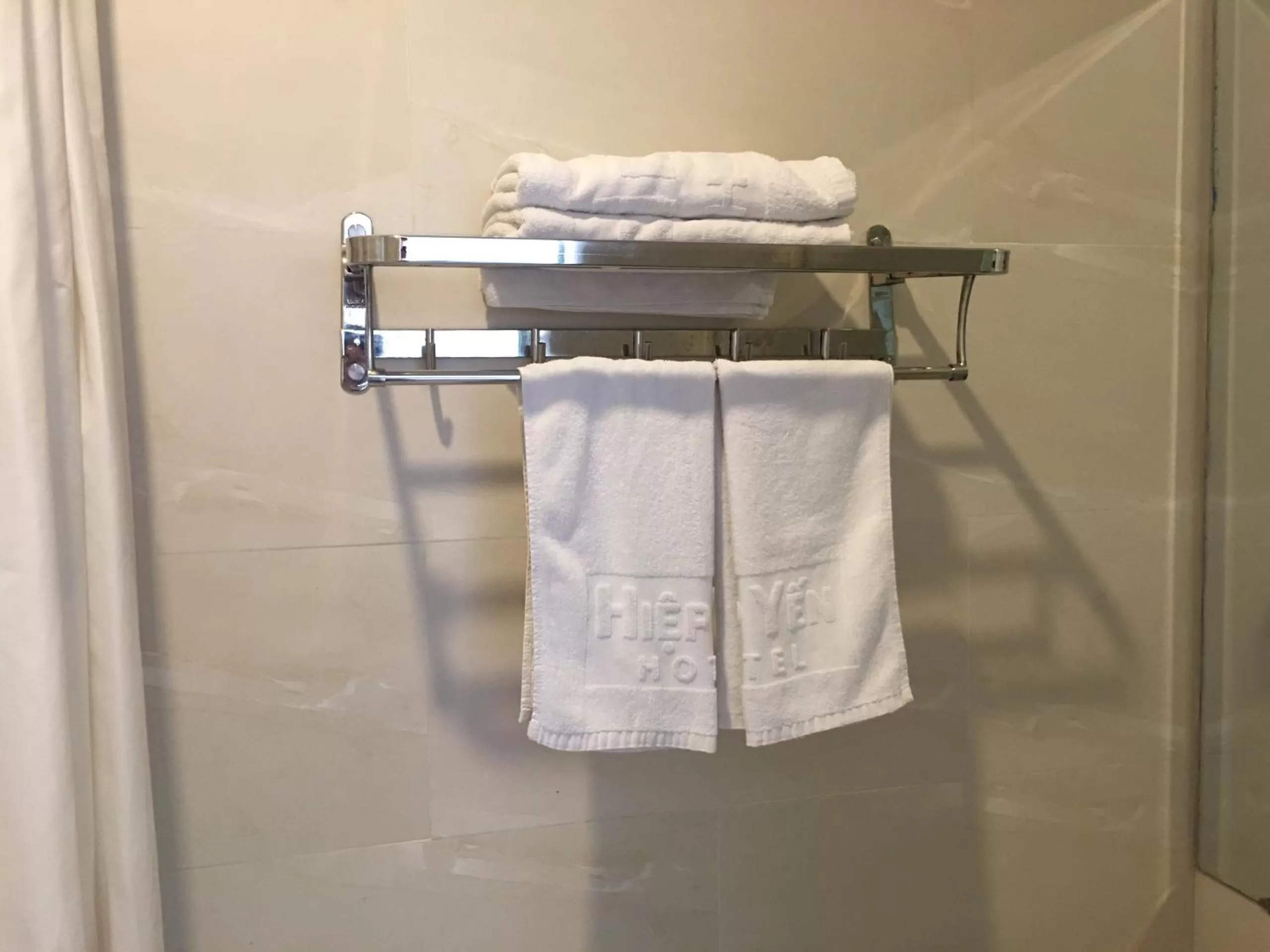 Khách Sạn Hiệp Yến