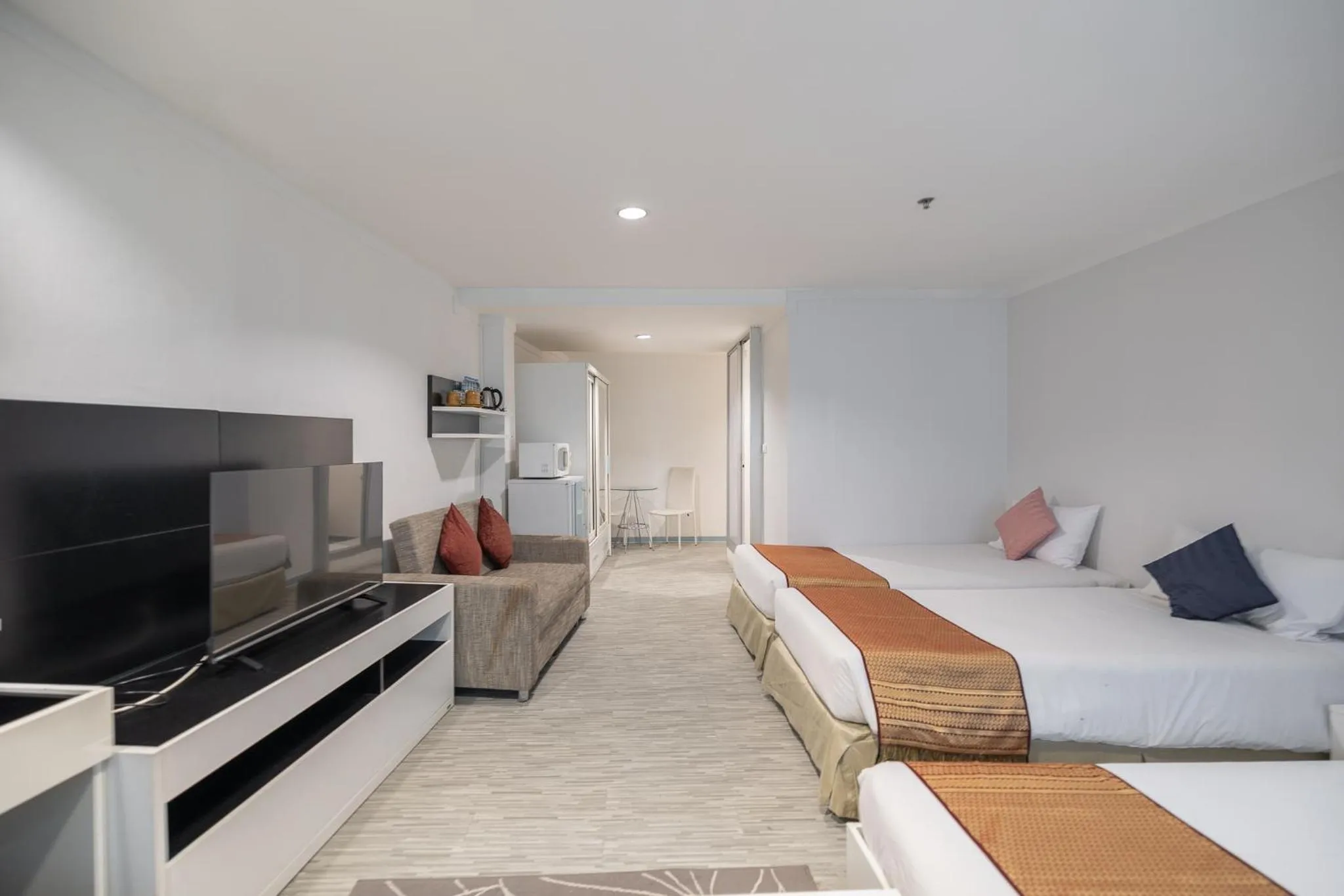 Bed in Pratunam City Inn