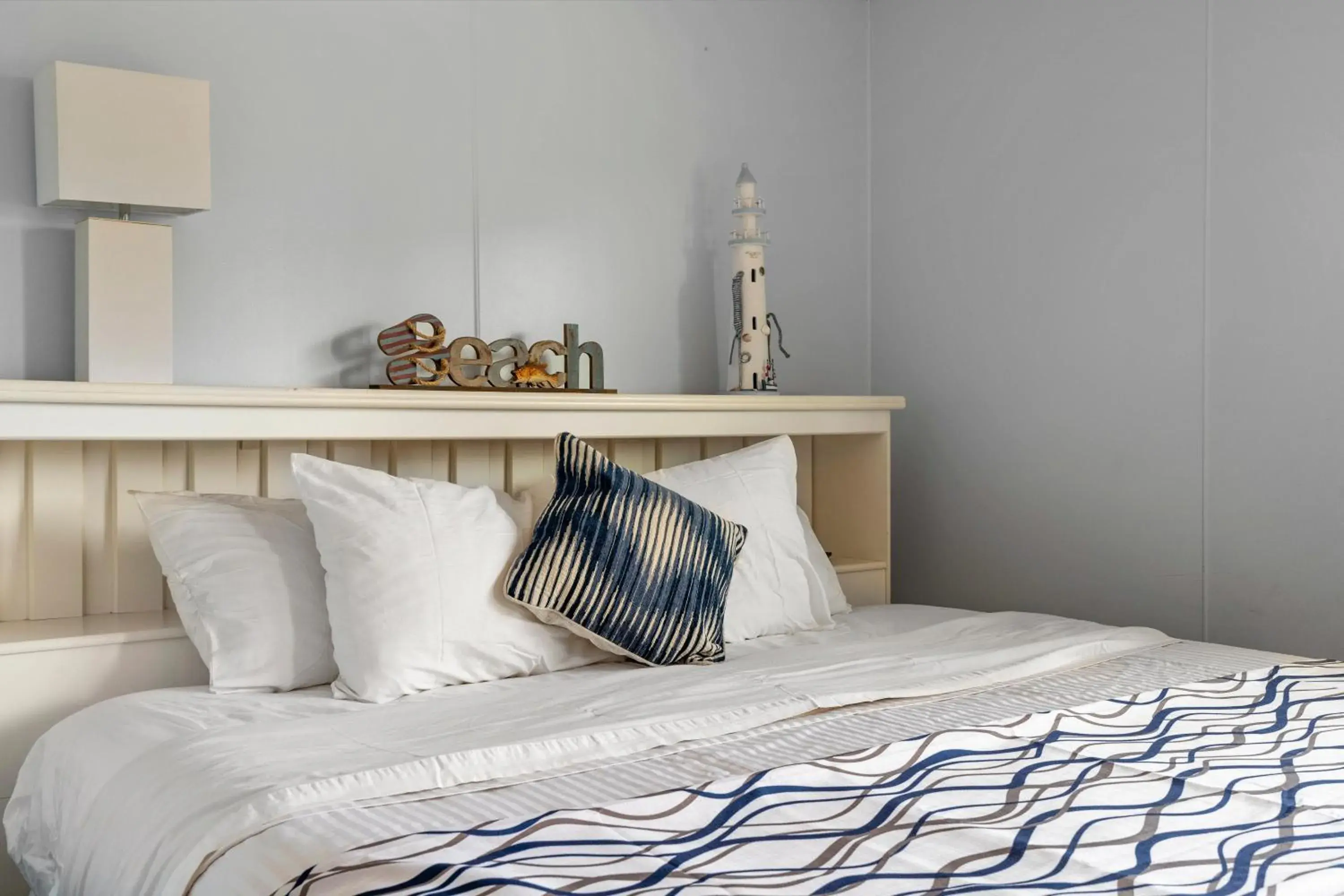 Bed in Mt Royal Motel Bed in Mt Royal Motel