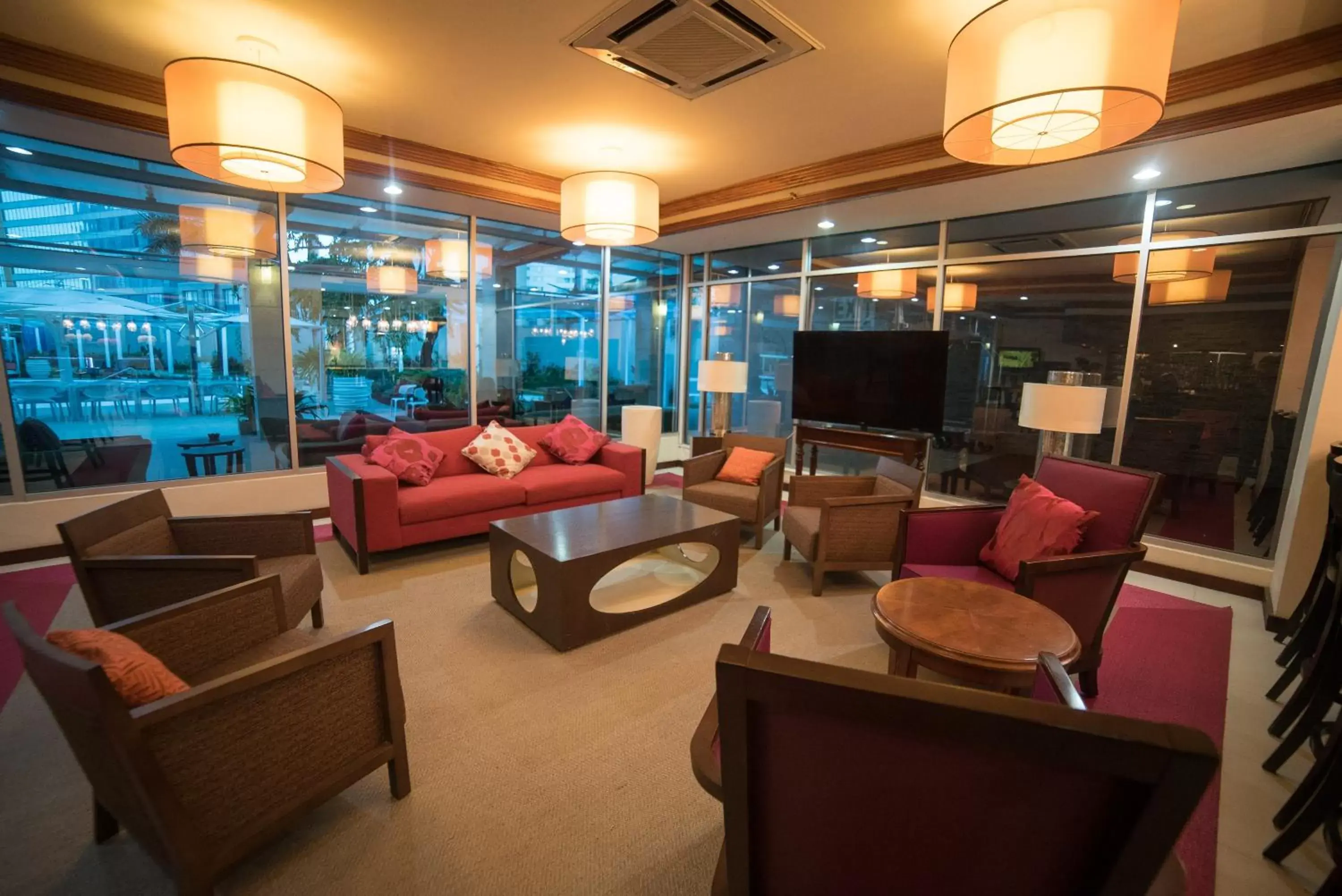 Lounge or bar, Lounge/Bar in Radisson Hotel Trinidad