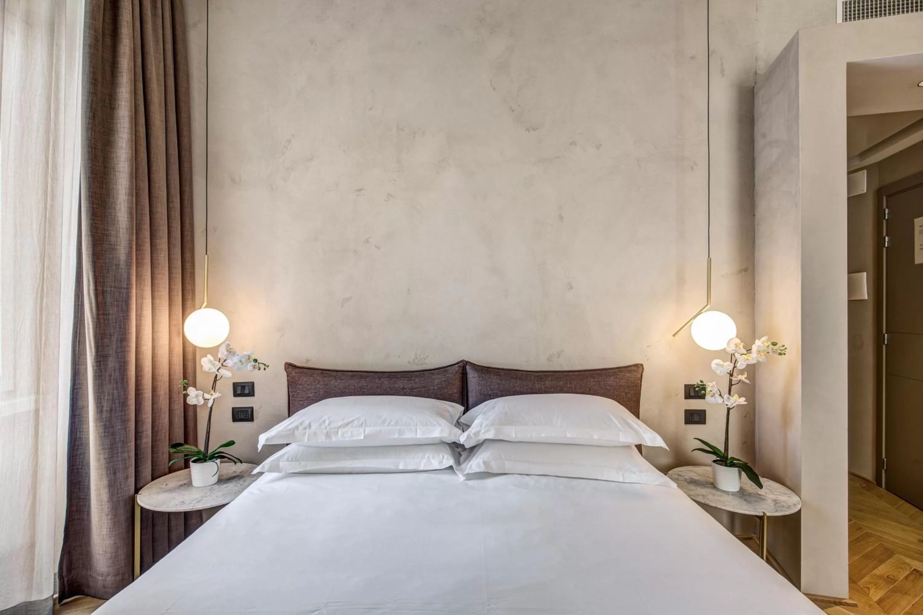 Deluxe King Room in G55 Design Hotel