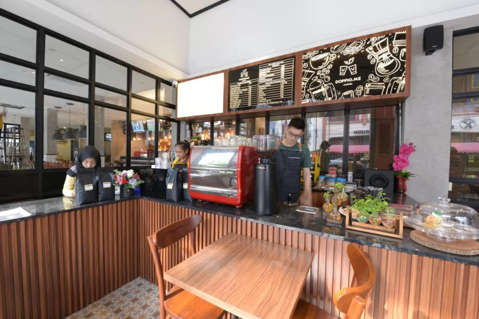 Lounge or bar in Kama Hotel