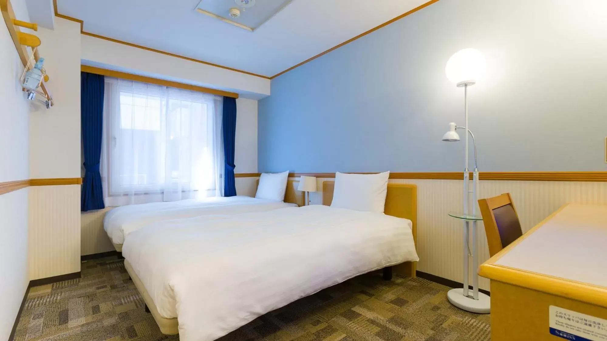 Bedroom, Bed in Toyoko Inn Tsuruga Ekimae
