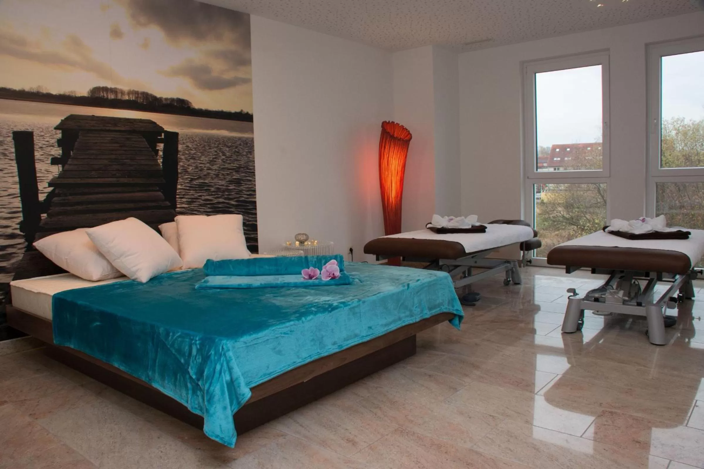 Massage, Bed in Riff Resort