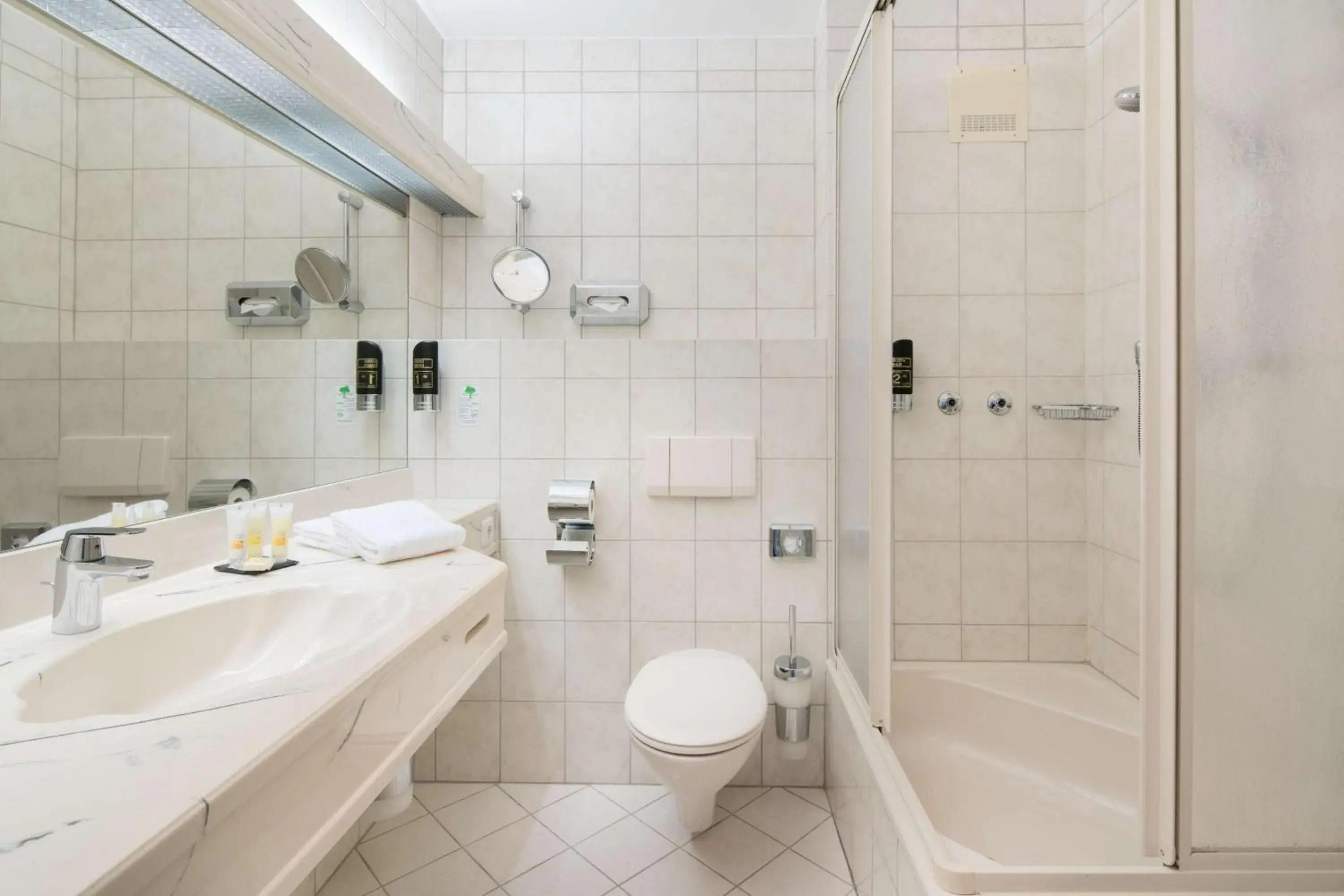 Bathroom in Best Western Hotel Rhön Garden