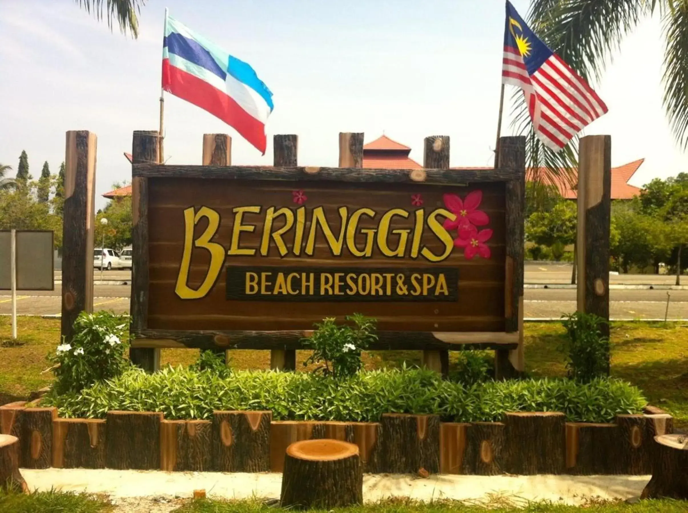 Facade/entrance in Beringgis Beach Resort & Spa