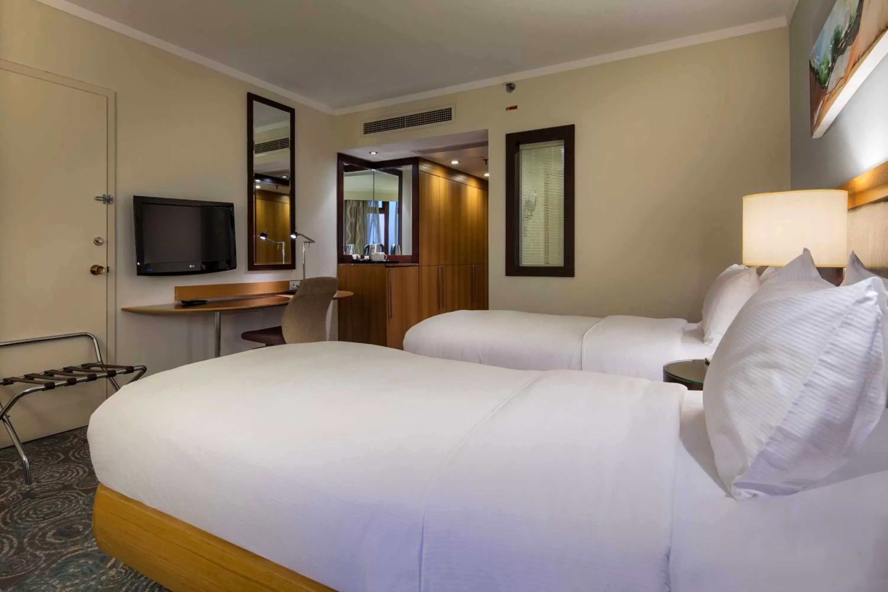 Bedroom, Bed in Mersin HiltonSA
