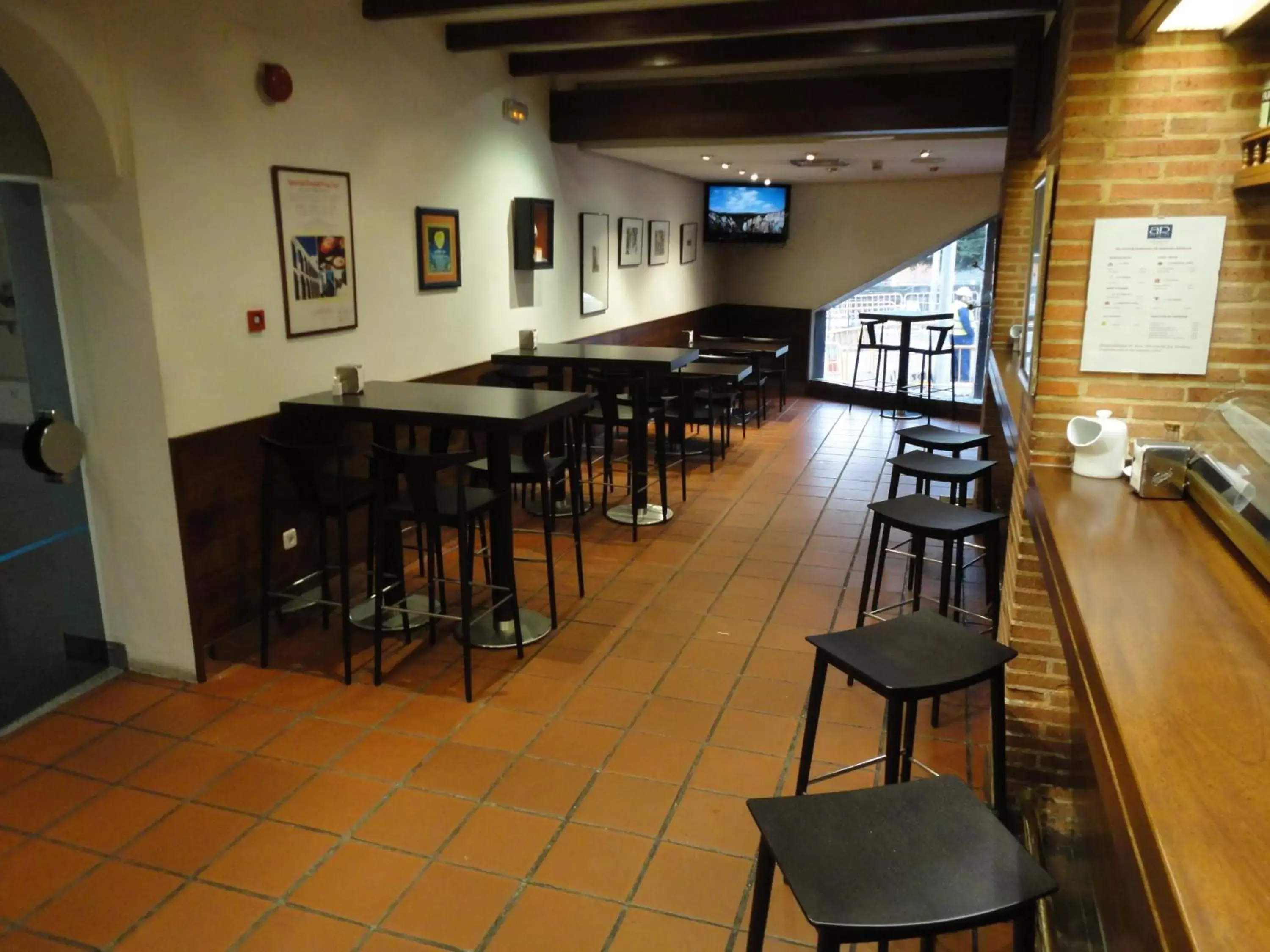 Lounge or bar, Restaurant/Places to Eat in Los Arcos