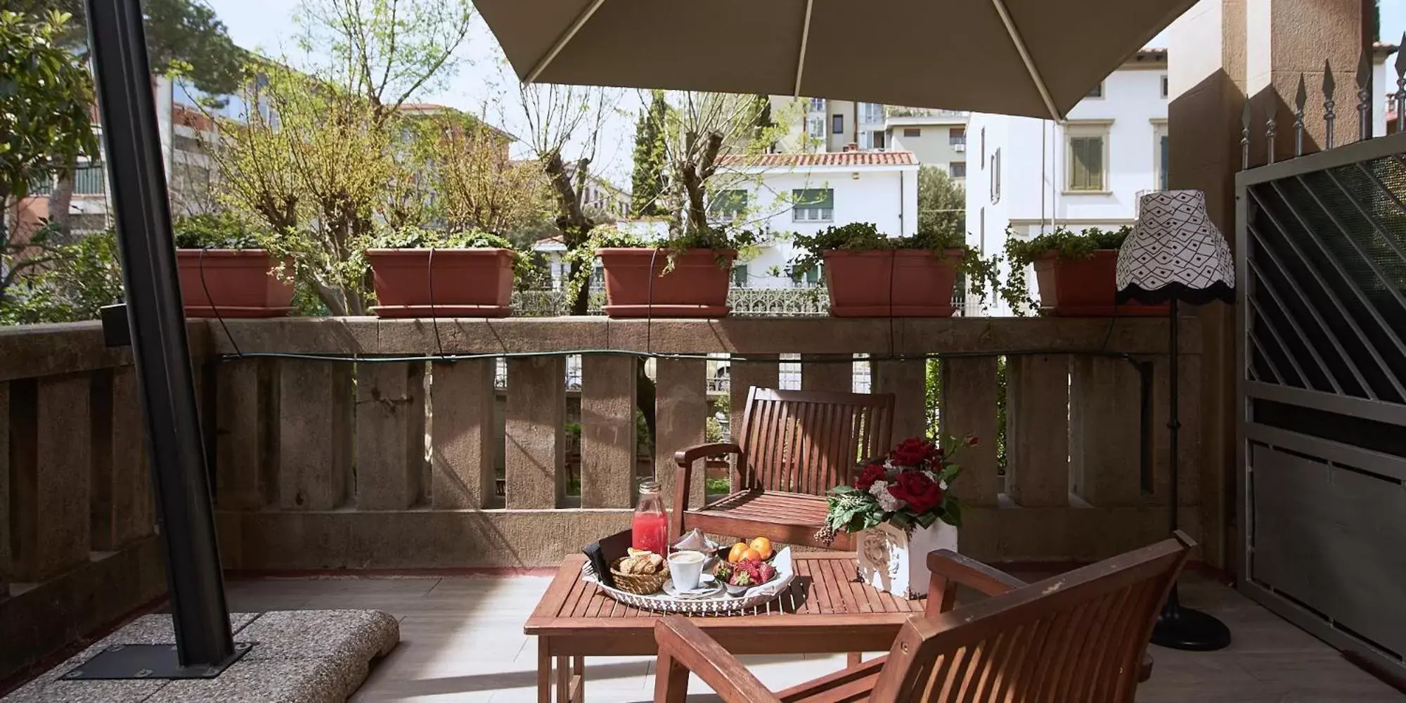 Patio in Villa Tower Inn