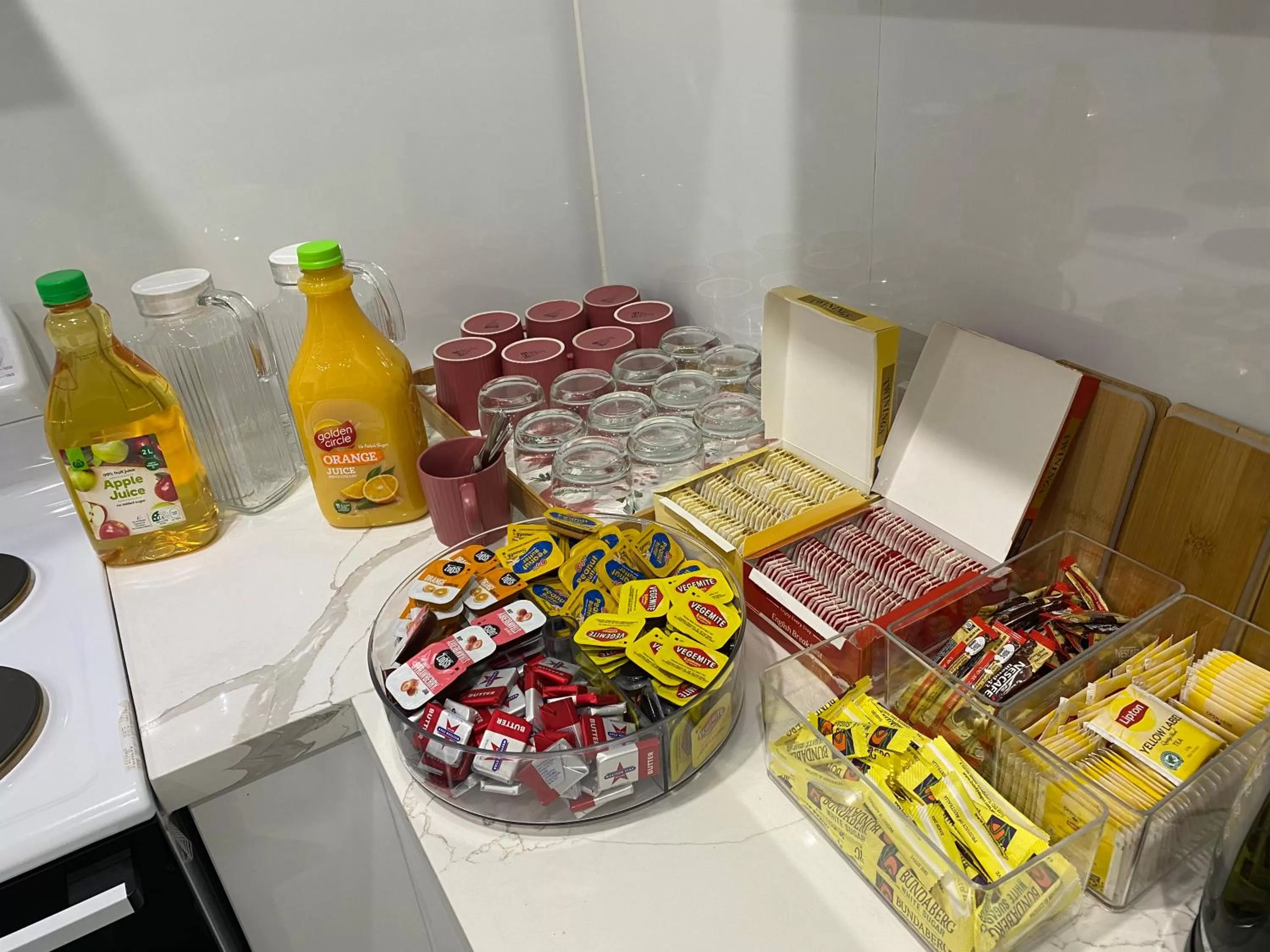 Food and drinks in Cozy M Hostel