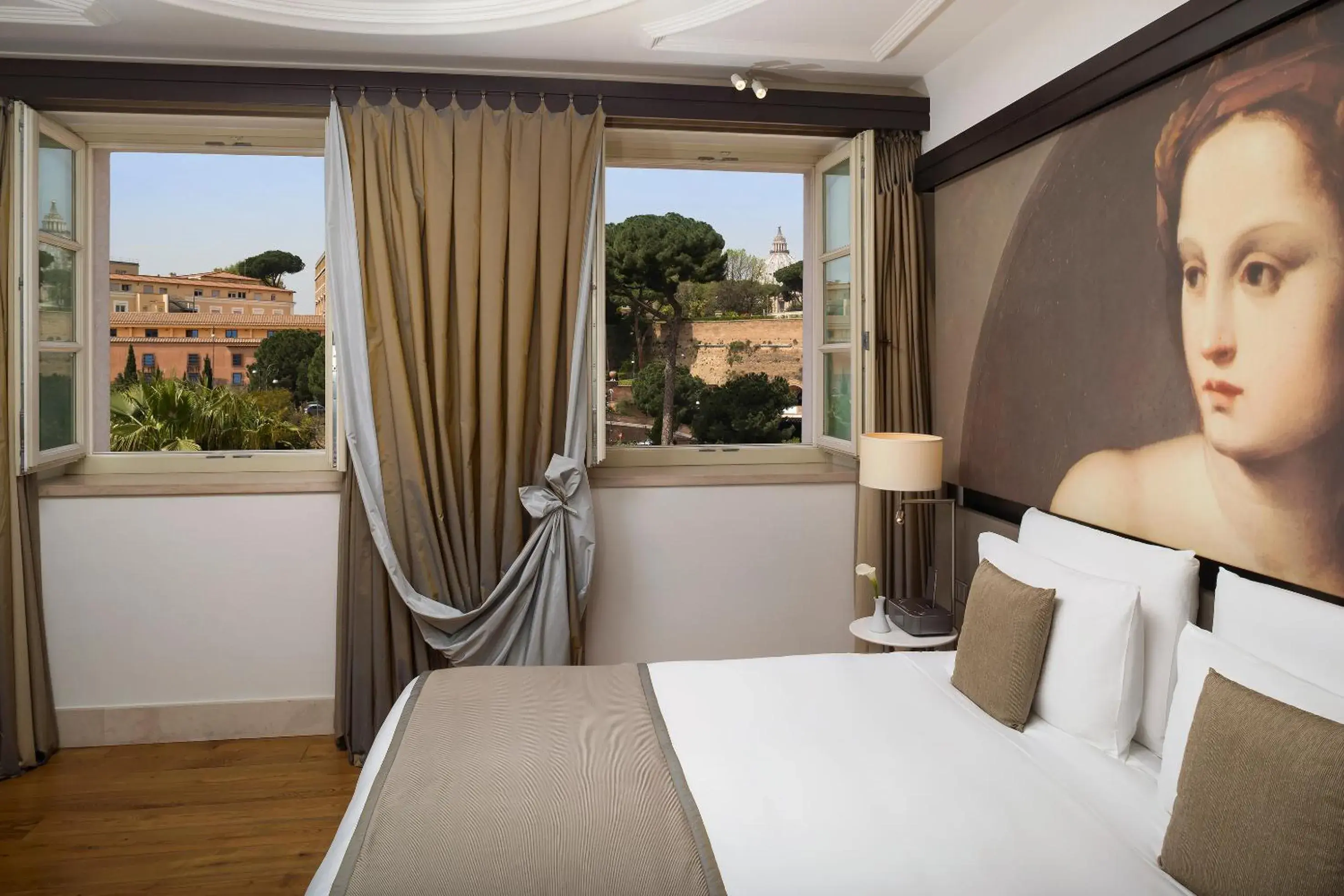 Photo of the whole room, Bed in Villa Agrippina Gran Meliá - The Leading Hotels of the World