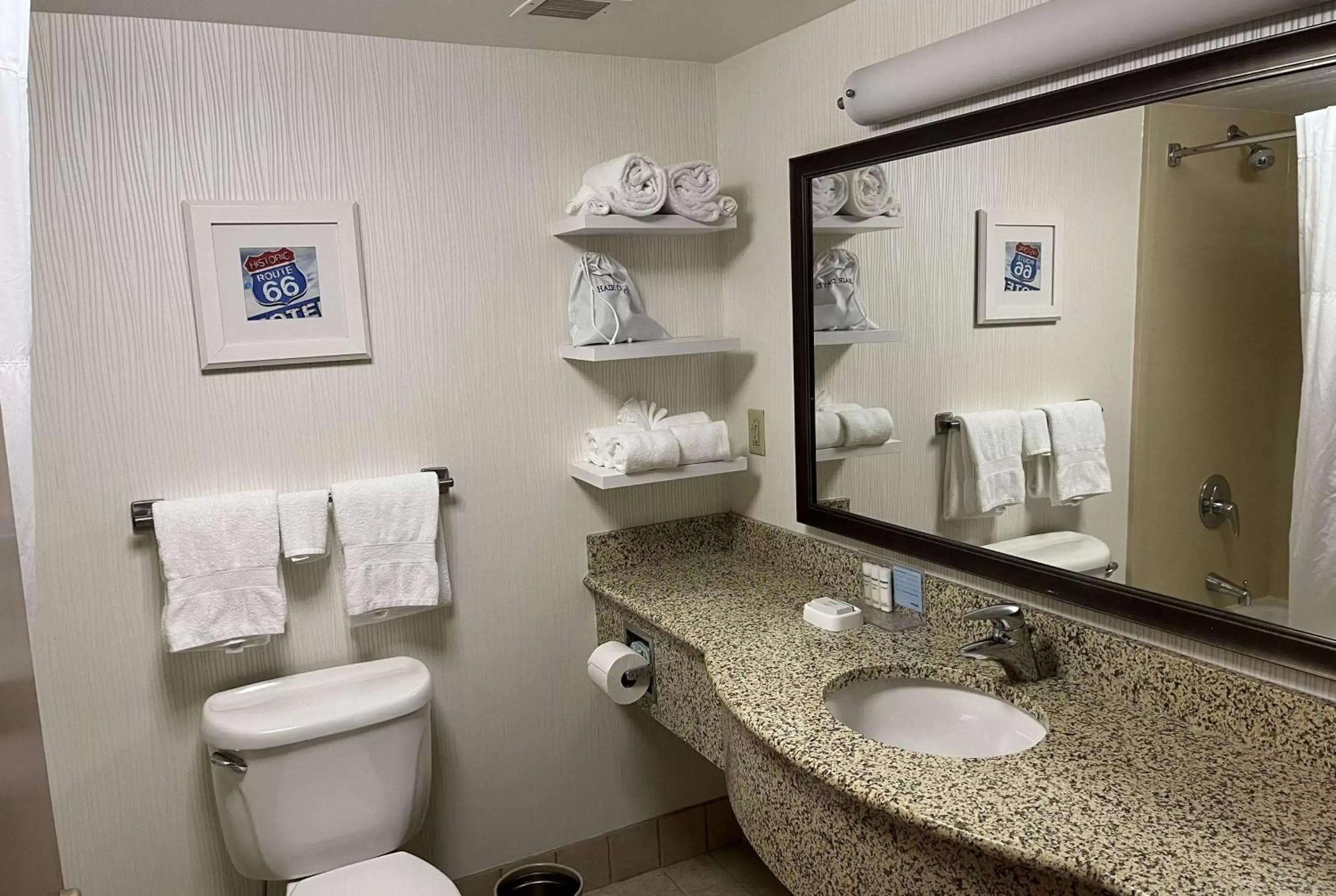 TV and multimedia, Bathroom in Wingate by Wyndham St Louis Airport
