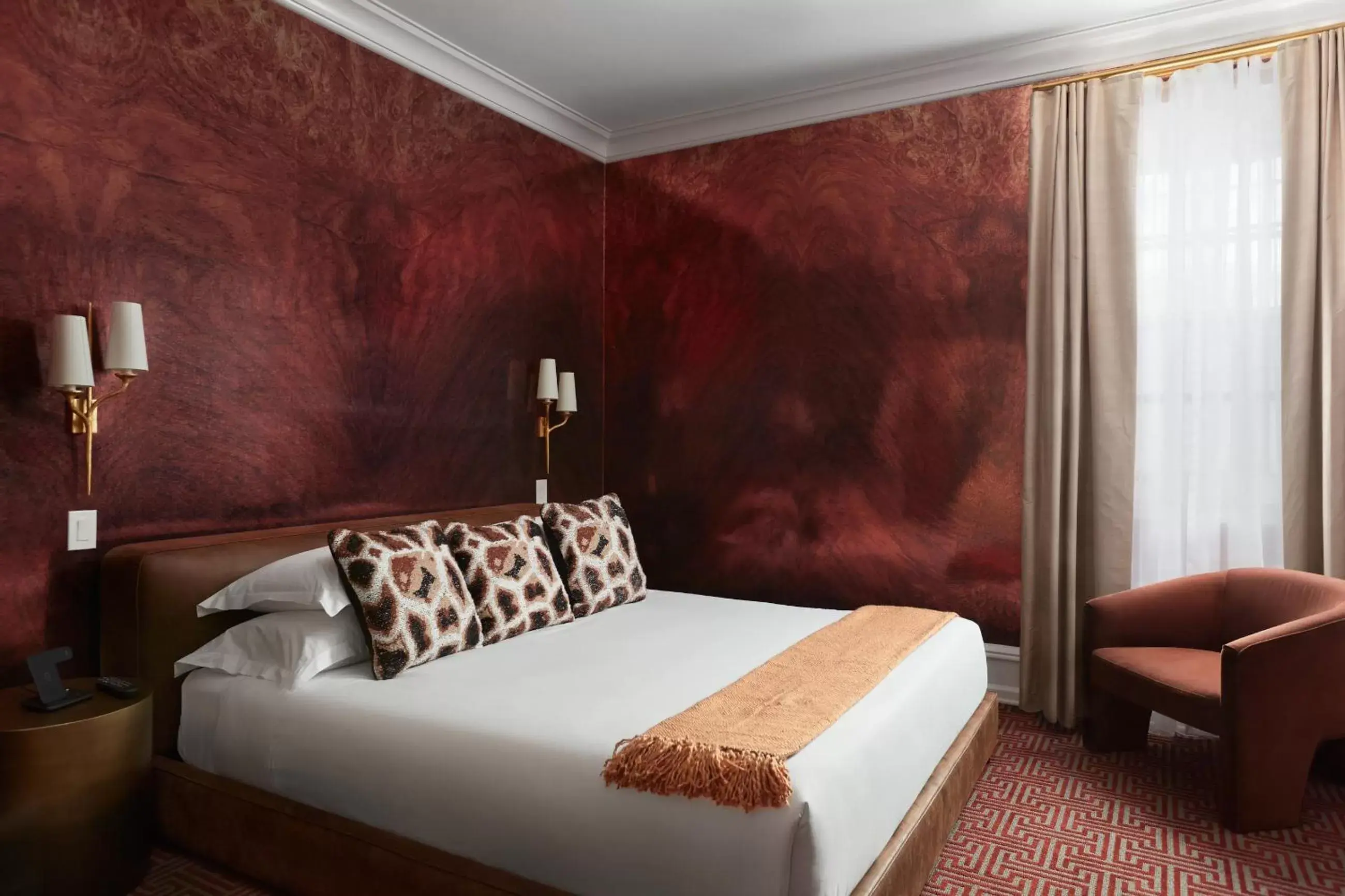 Bed in The Franklin on Rittenhouse, A Boutique Hotel