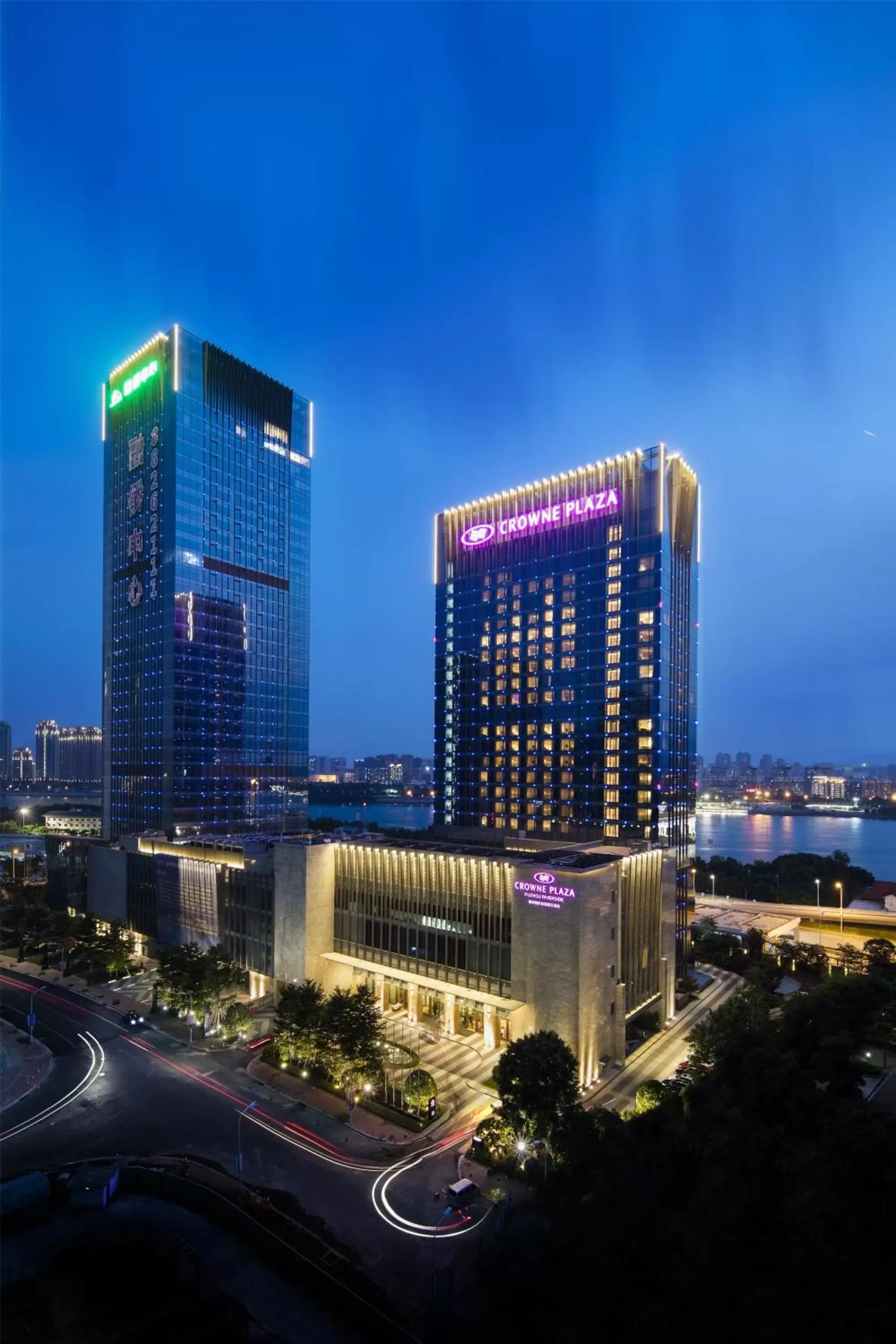 Property building in Crowne Plaza Fuzhou Riverside, an IHG Hotel