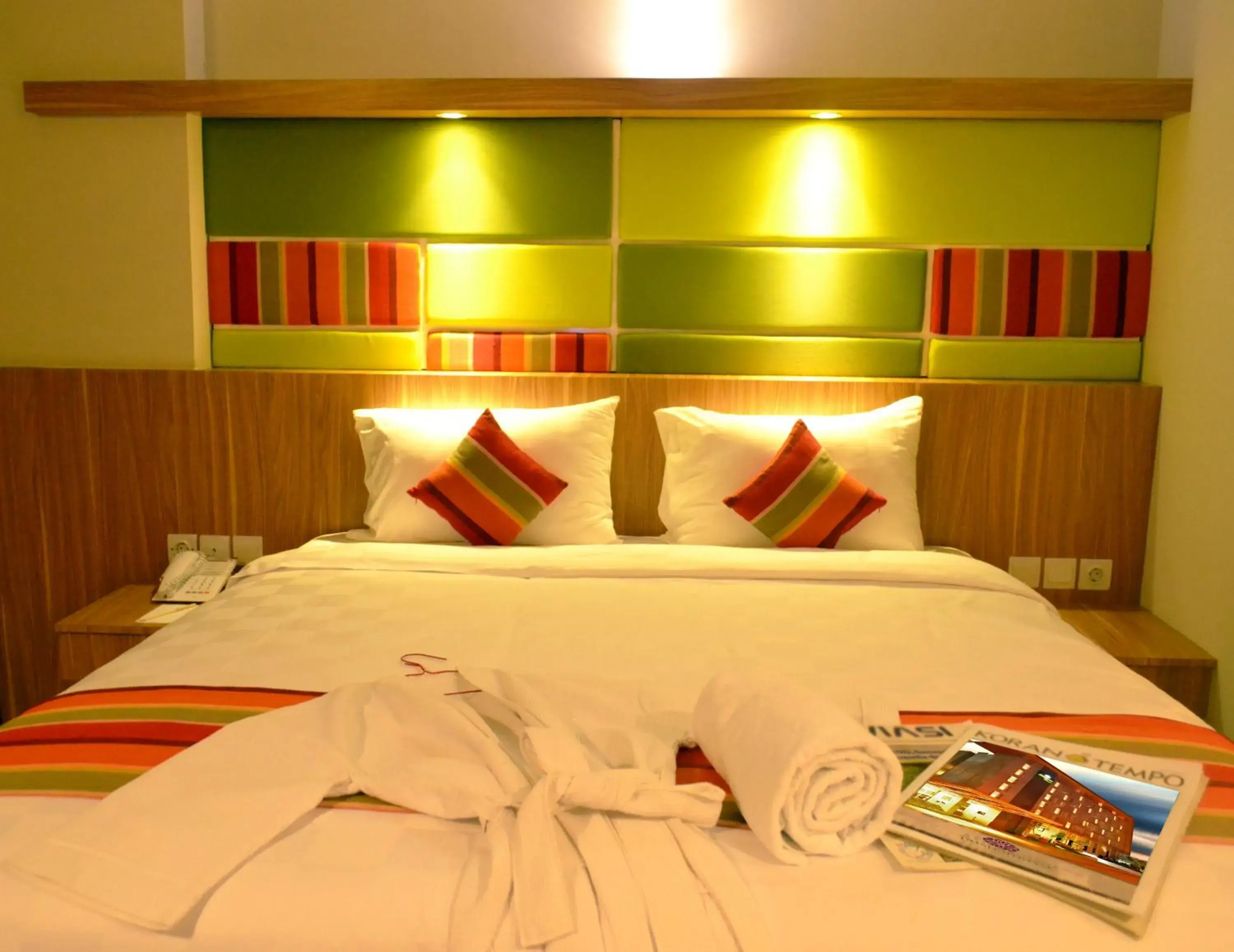 Photo of the whole room, Bed in Puspamaya Airport Hotel