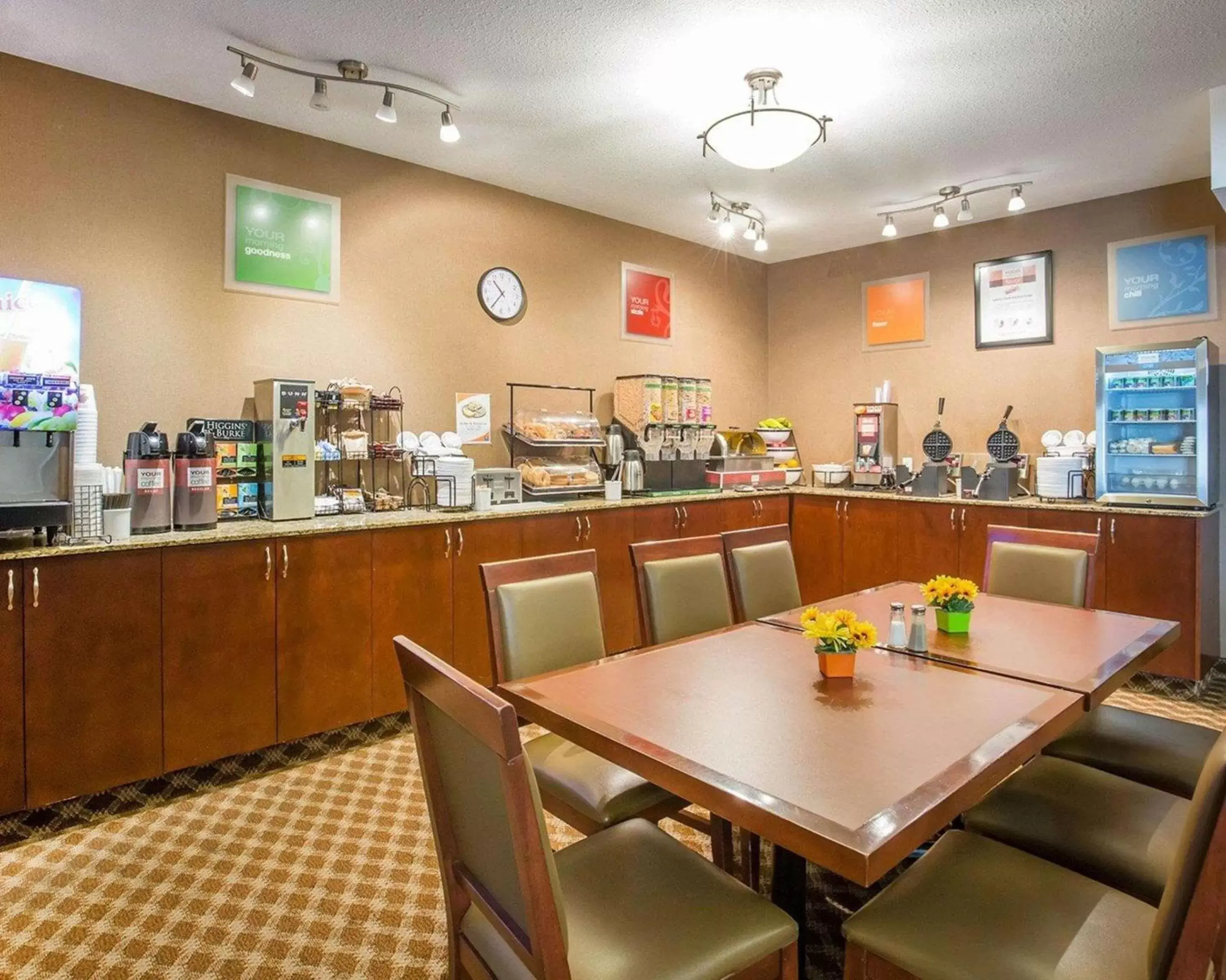 Restaurant/Places to Eat in Comfort Inn & Suites Airdrie