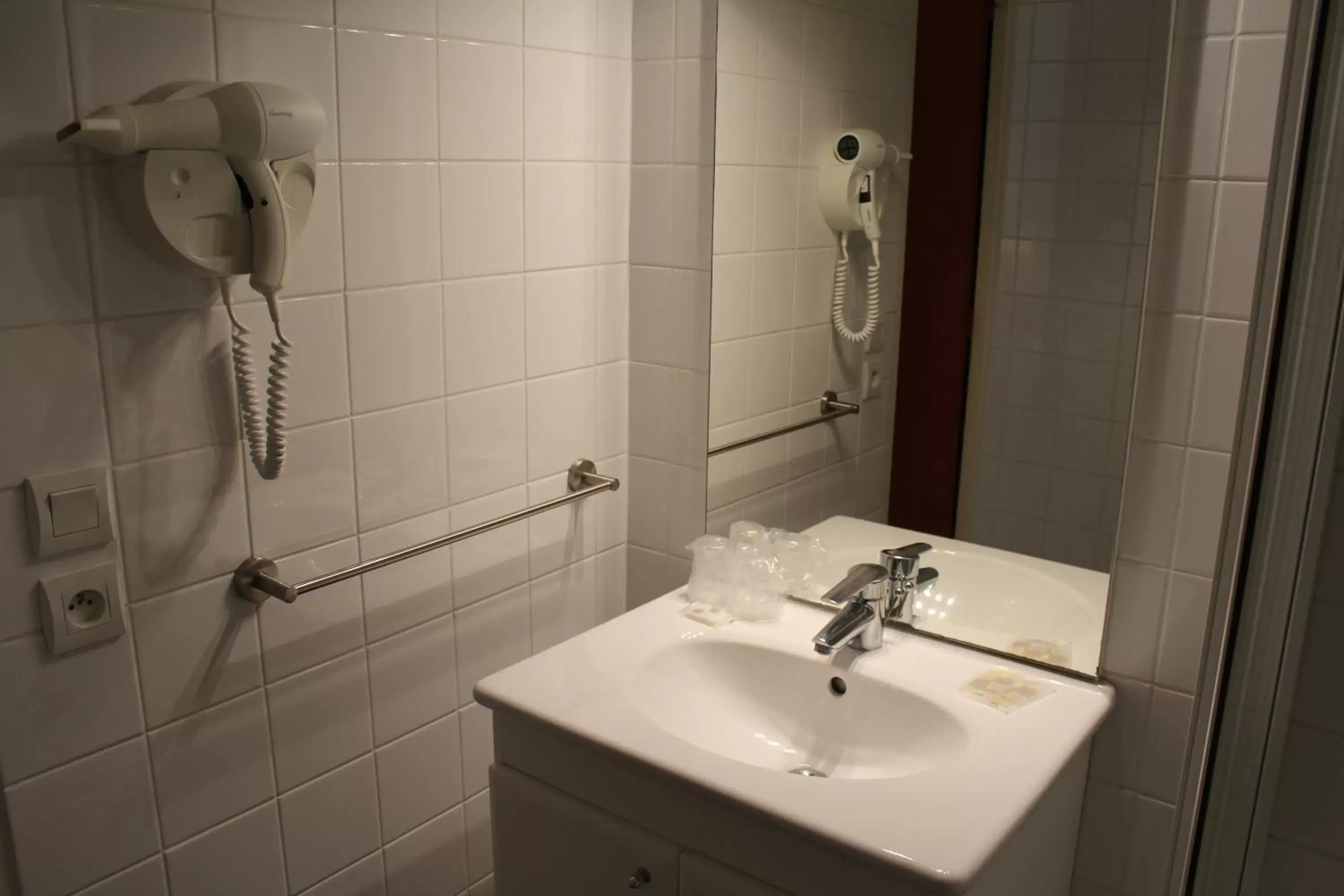 Bathroom in Hotel Des Falaises