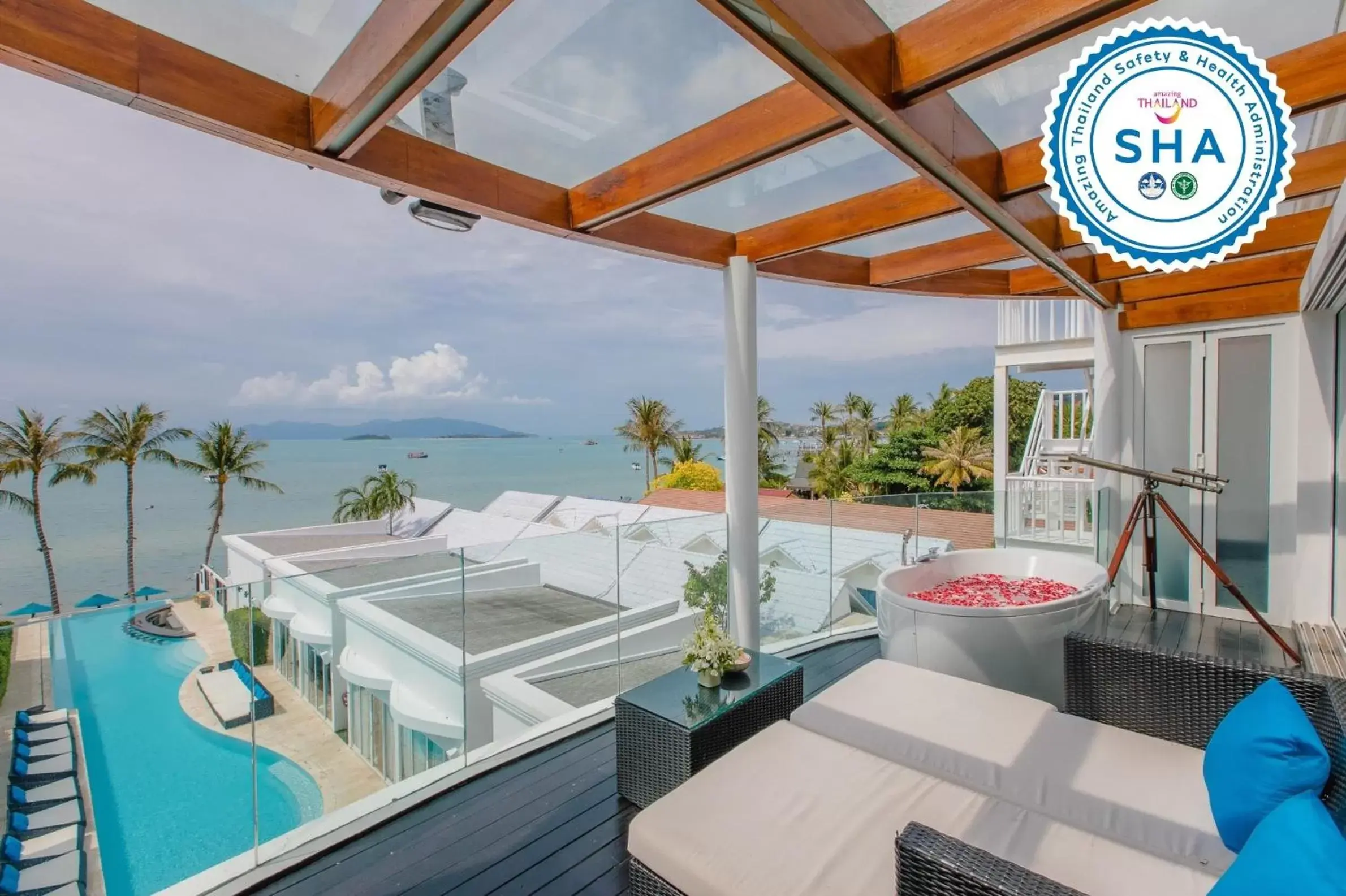 Property building in The Privilege Hotel Ezra Beach Club Property building in The Privilege Hotel Ezra Beach Club