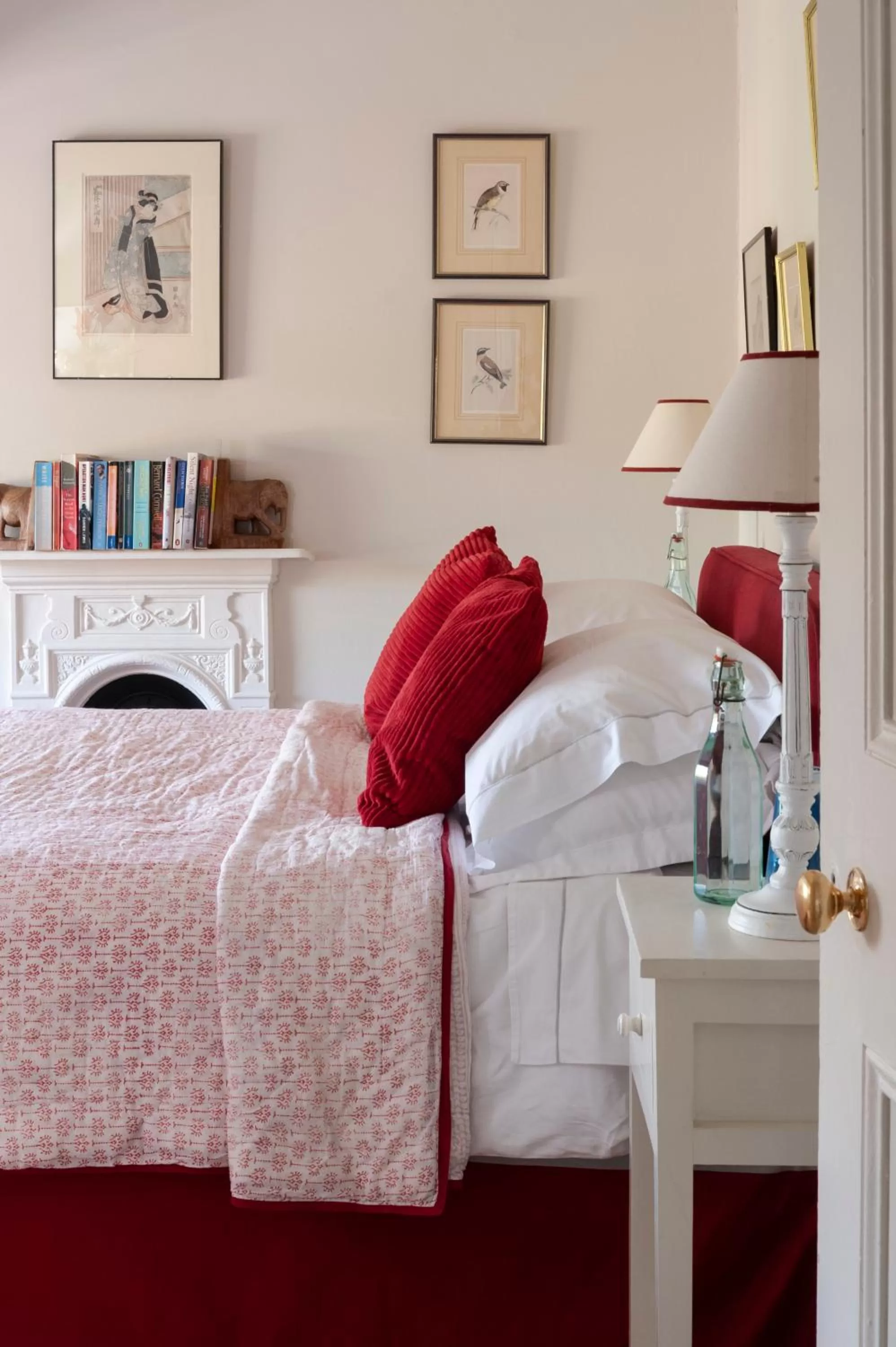 Bed in Avalon House Bed and Breakfast