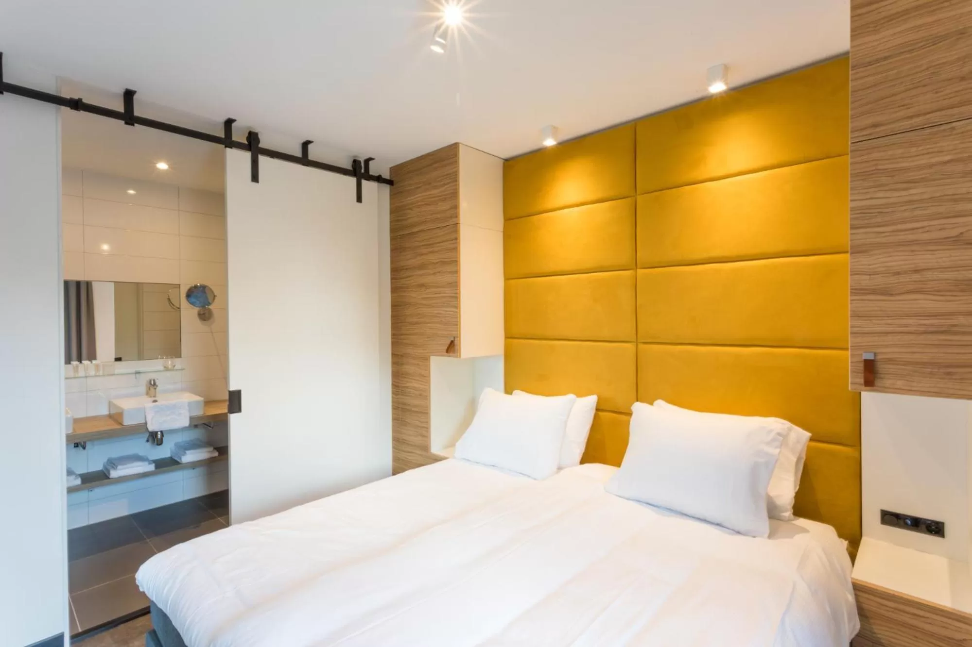 Bedroom, Bed in Hotel Kaap West I Kloeg Collection