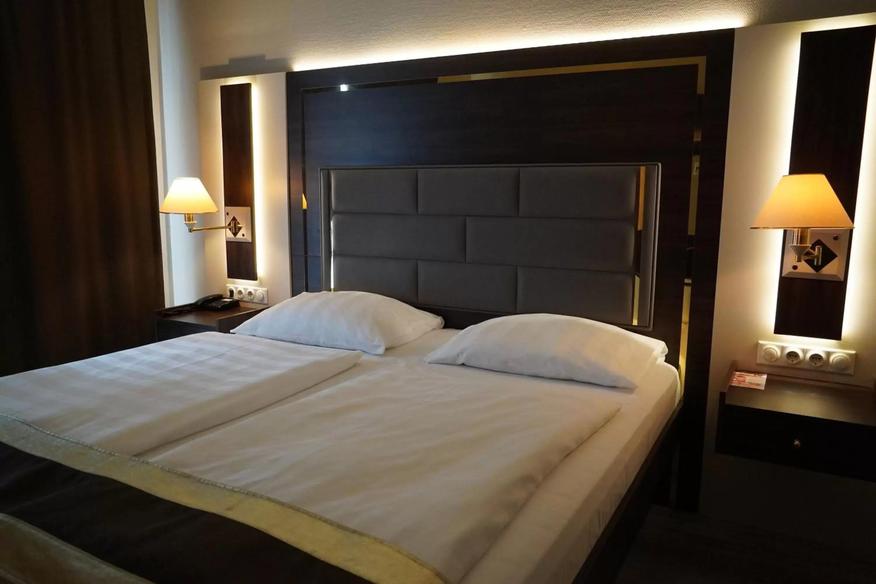 Bed in City Hotel Frankfurt Bad Vilbel