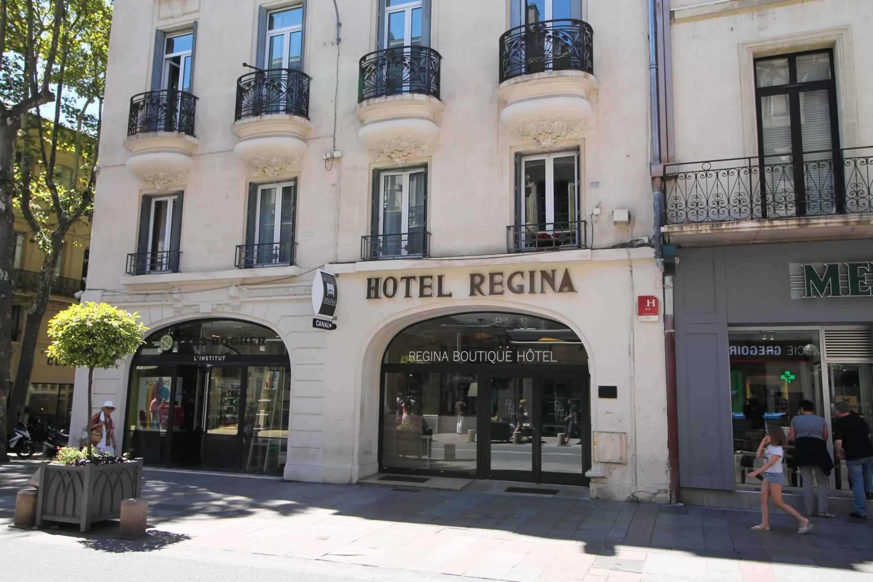 Facade/entrance, Property Building in Régina Boutique Hotel