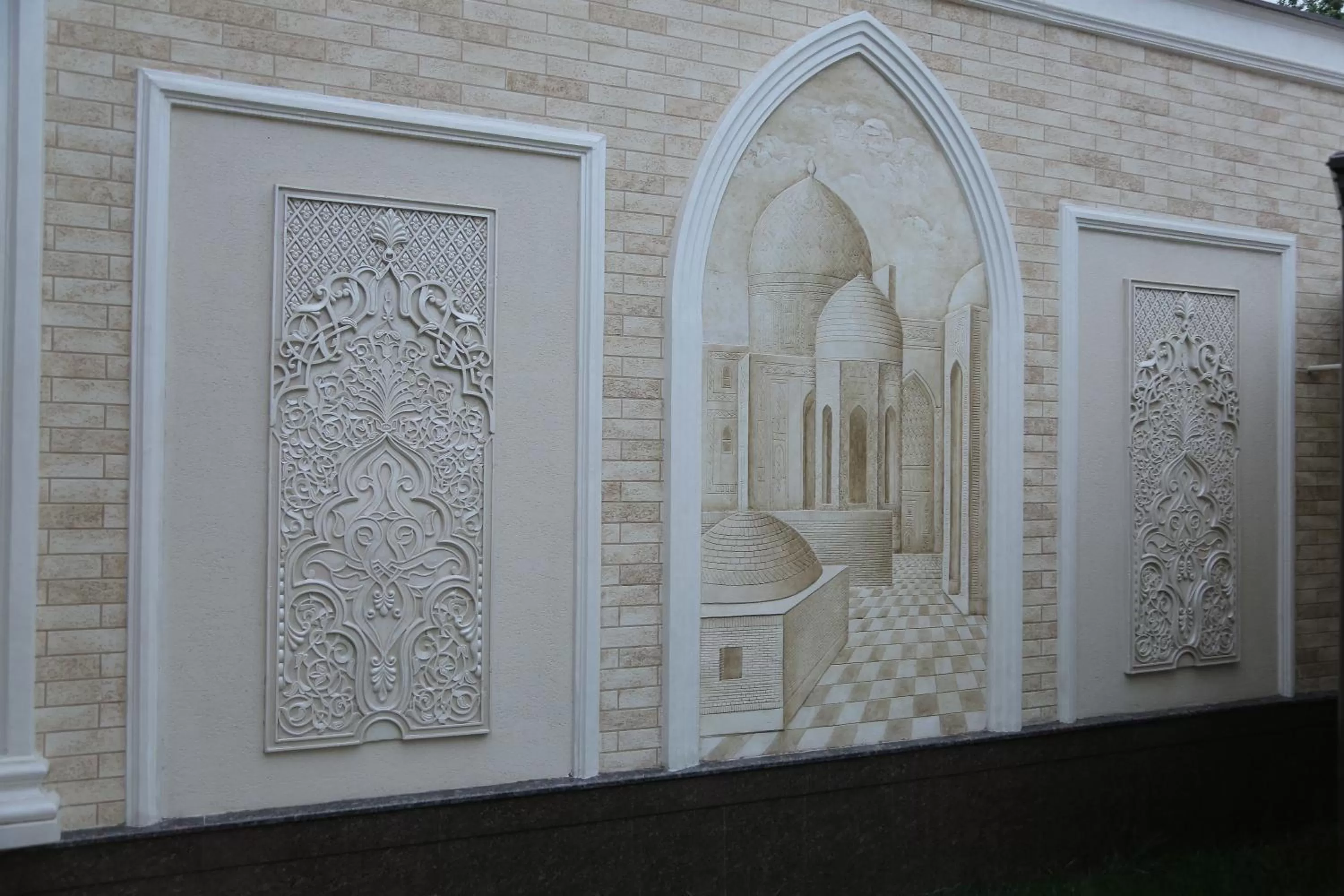 Facade/entrance in Mirzo Boutique Hotel