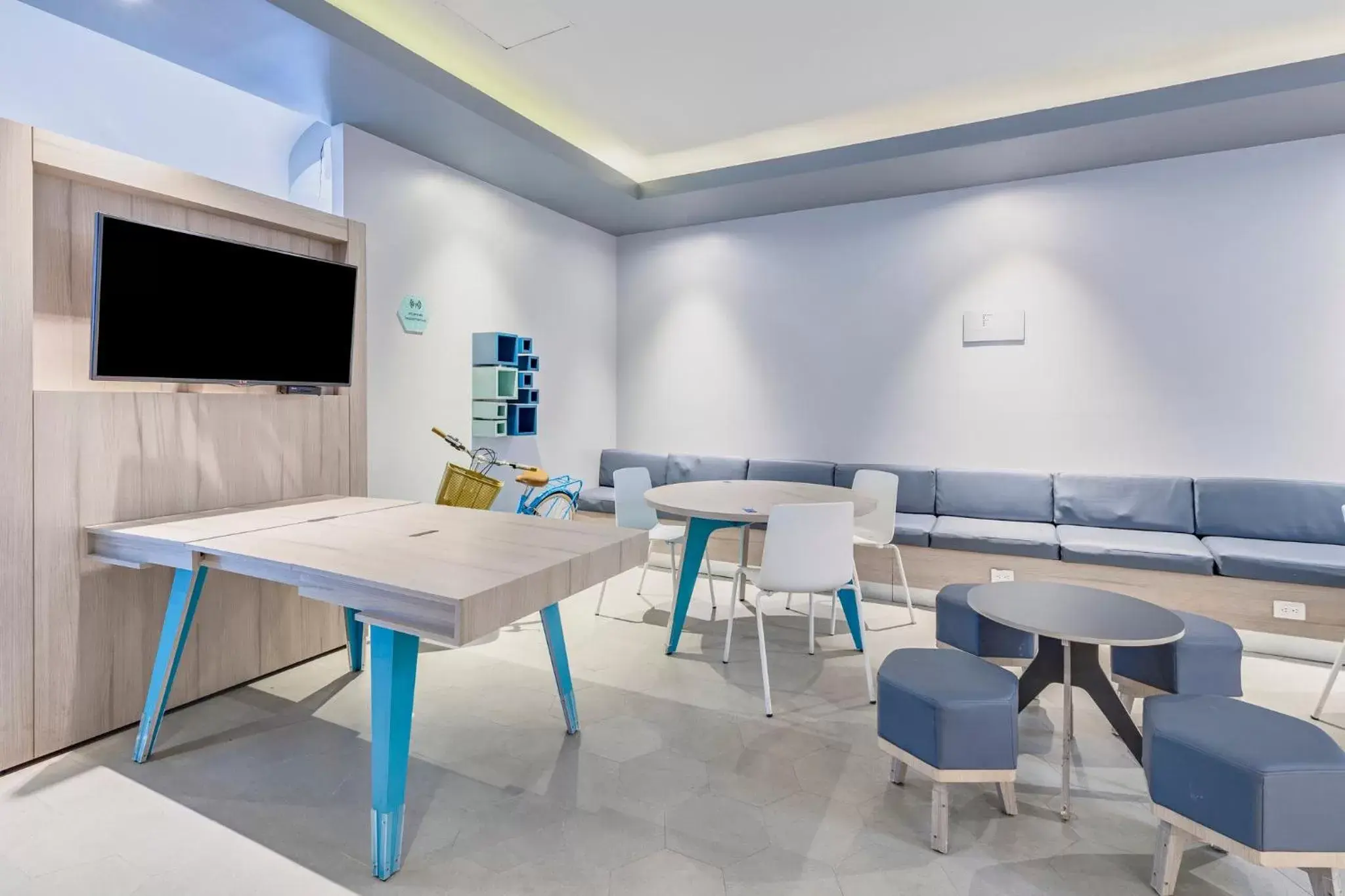 Lobby or reception in One Puebla Angelopolis Periferico Lobby or reception in One Puebla Angelopolis Periferico