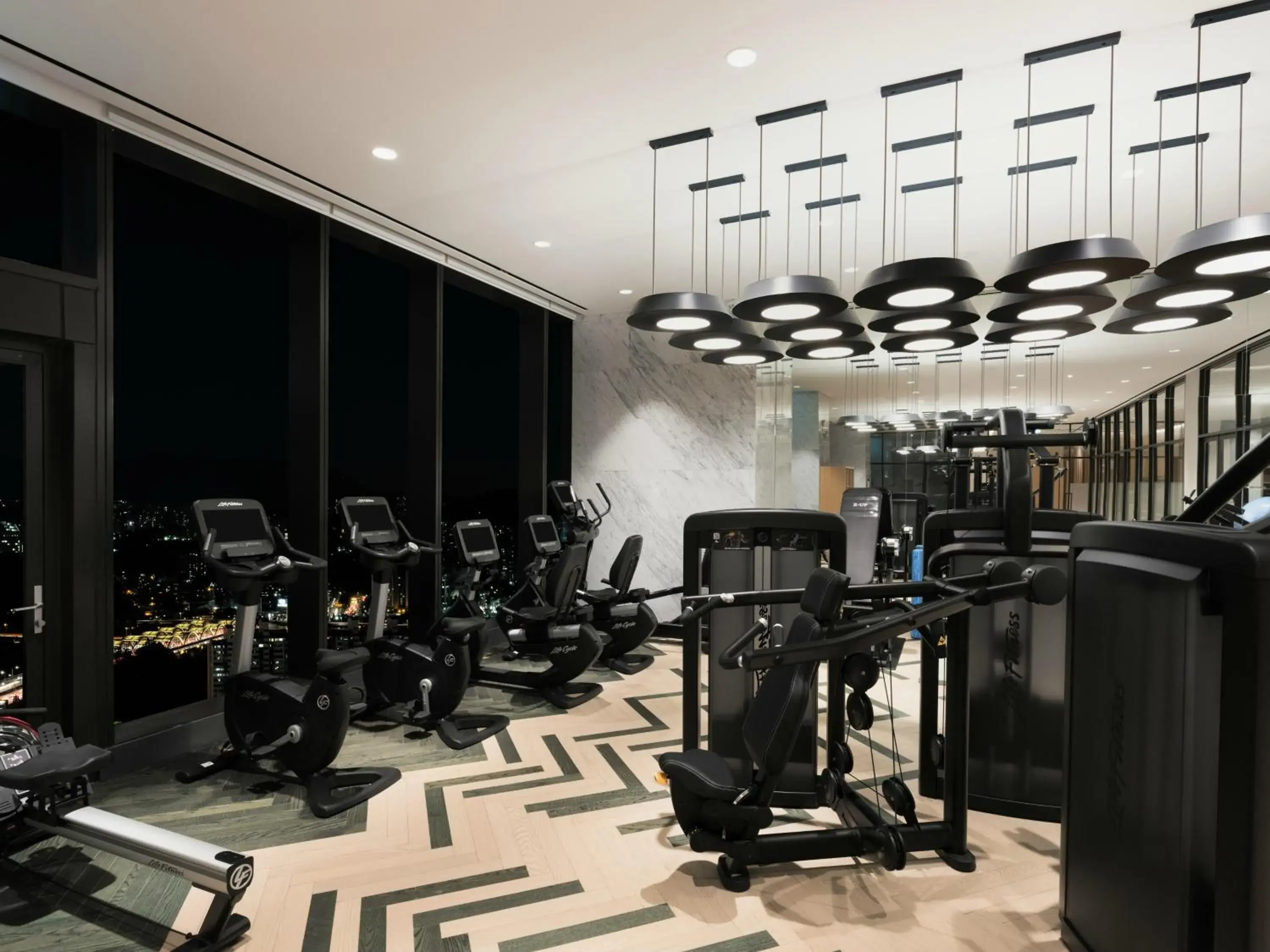 Fitness centre/facilities, Fitness Center/Facilities in Novotel Suites Ambassador Seoul Yongsan