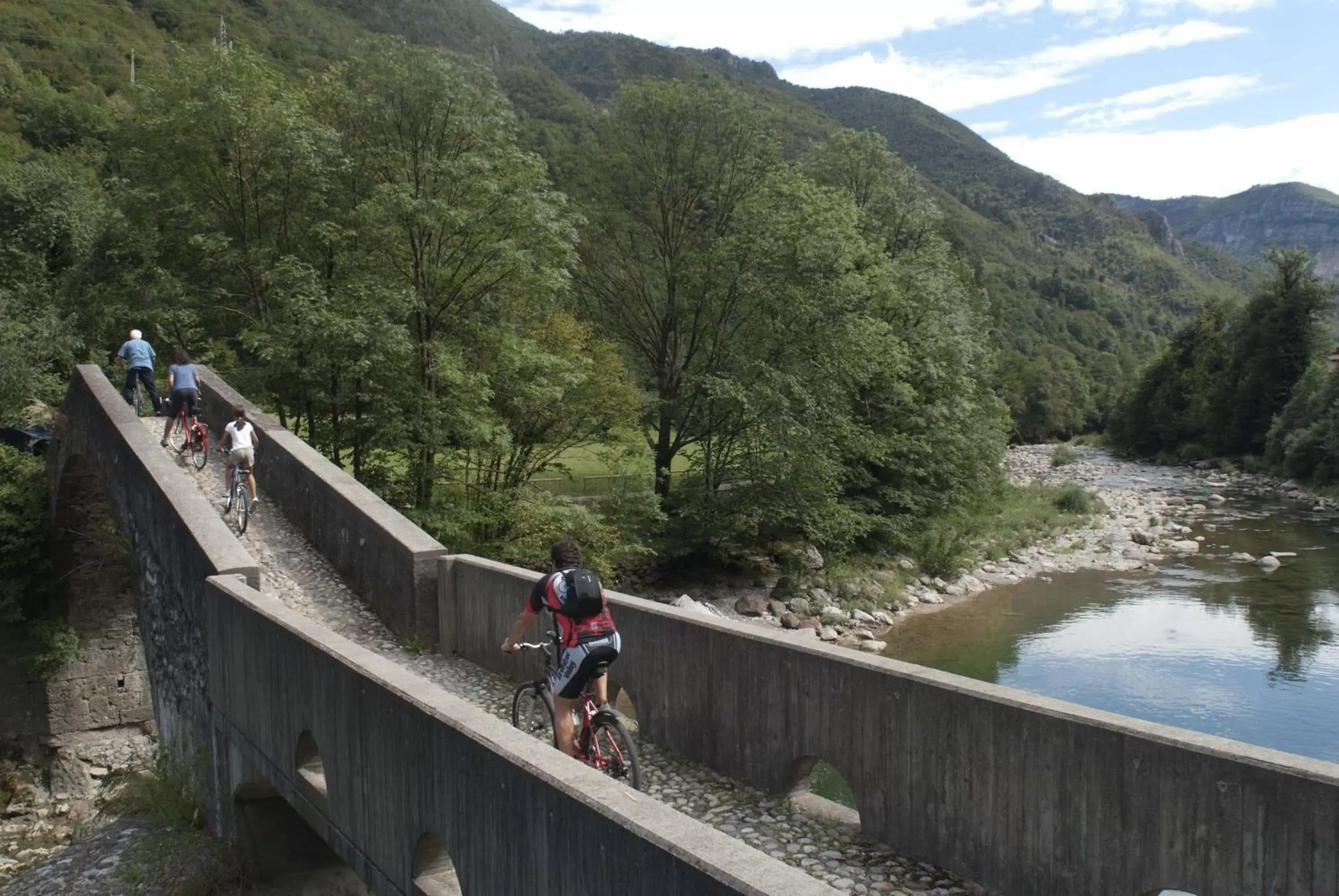 Cycling in Bes Hotel Papa San Pellegrino Terme