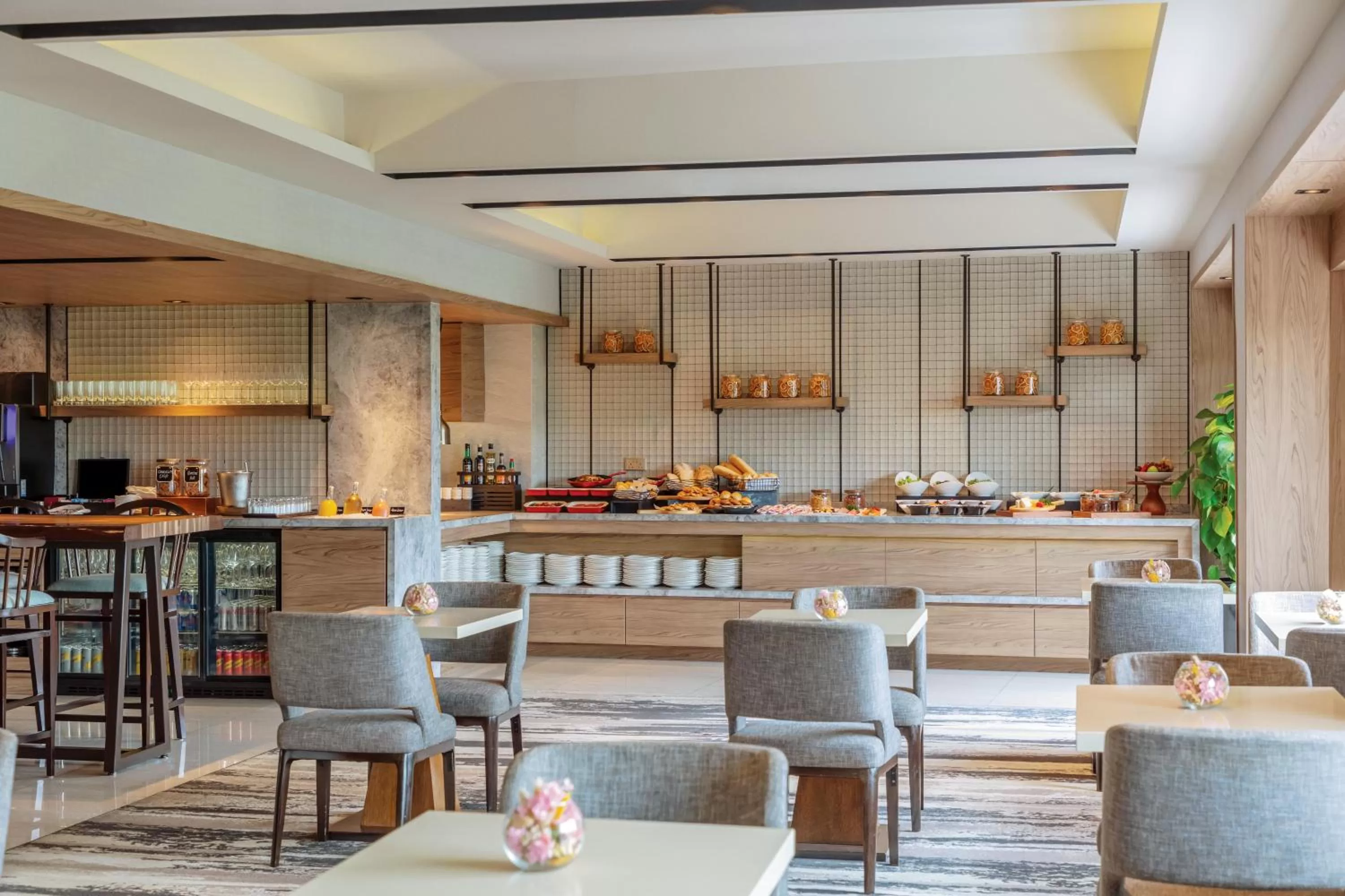 Lounge or bar in PARKROYAL on Beach Road, Singapore