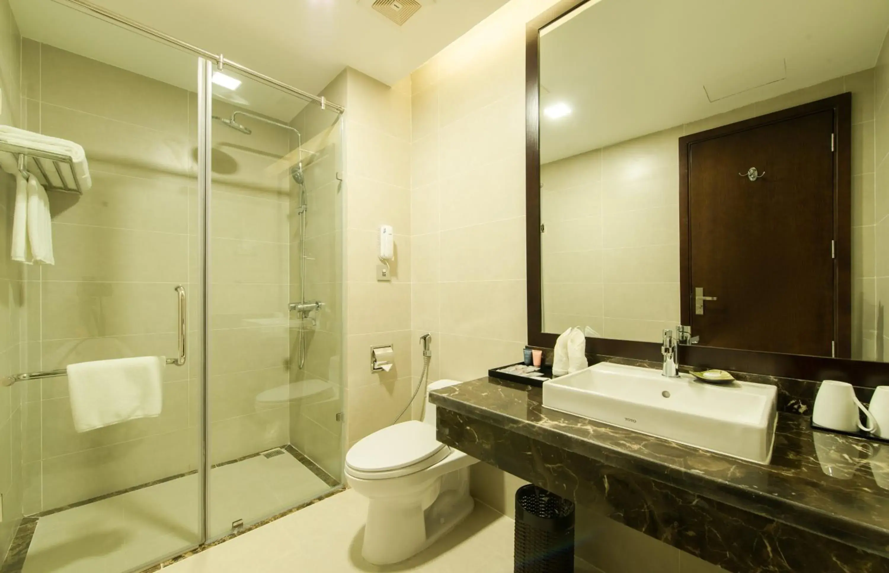 Bathroom in Muong Thanh Hanoi Centre Hotel