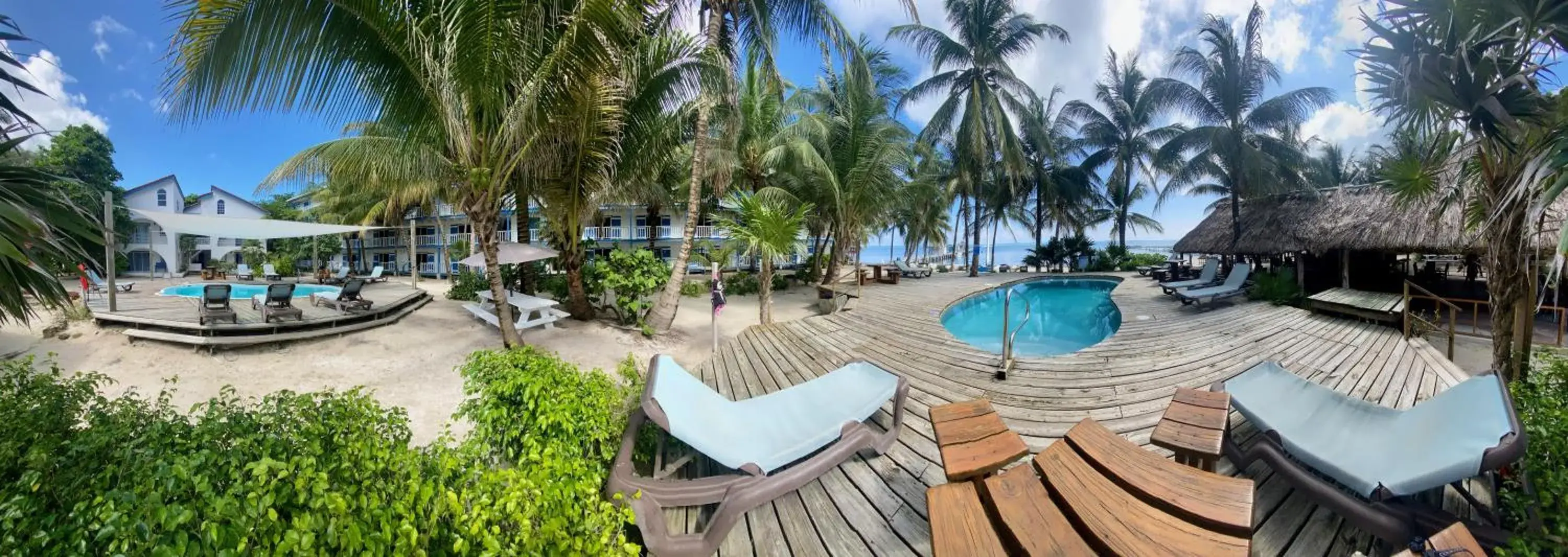 Swimming Pool in Caribbean Villas Hotel