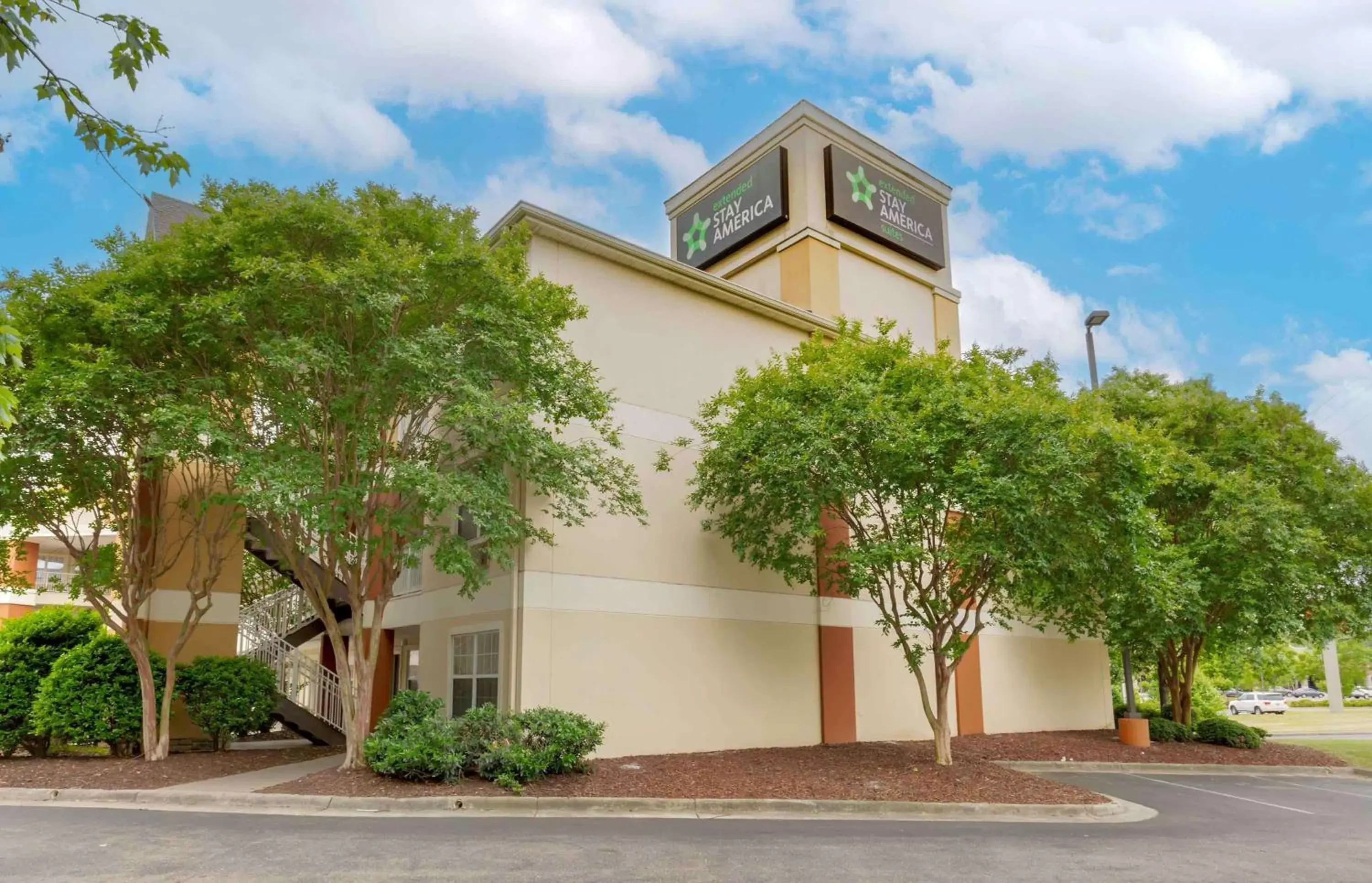 Property Building in Extended Stay America Suites - Fayetteville - Owen Dr